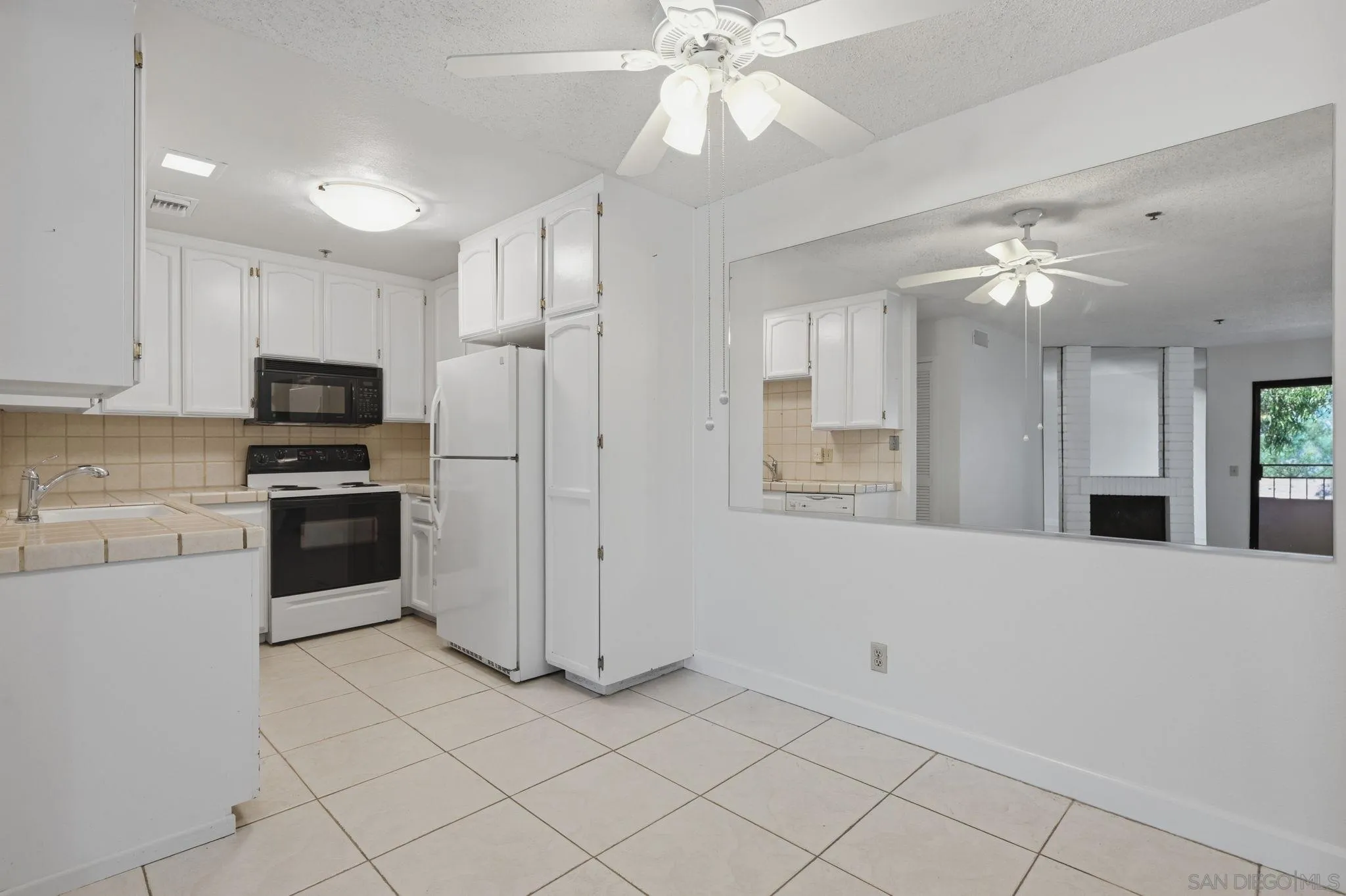Photo #17: 260014898 Listing: Photo #17