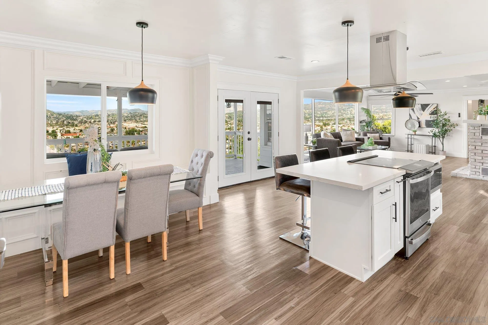 https://cdn.realtyfeed.com/cdn/127/260014899/1444ba3beeb4a54f86d653cc43c11ae6.webp