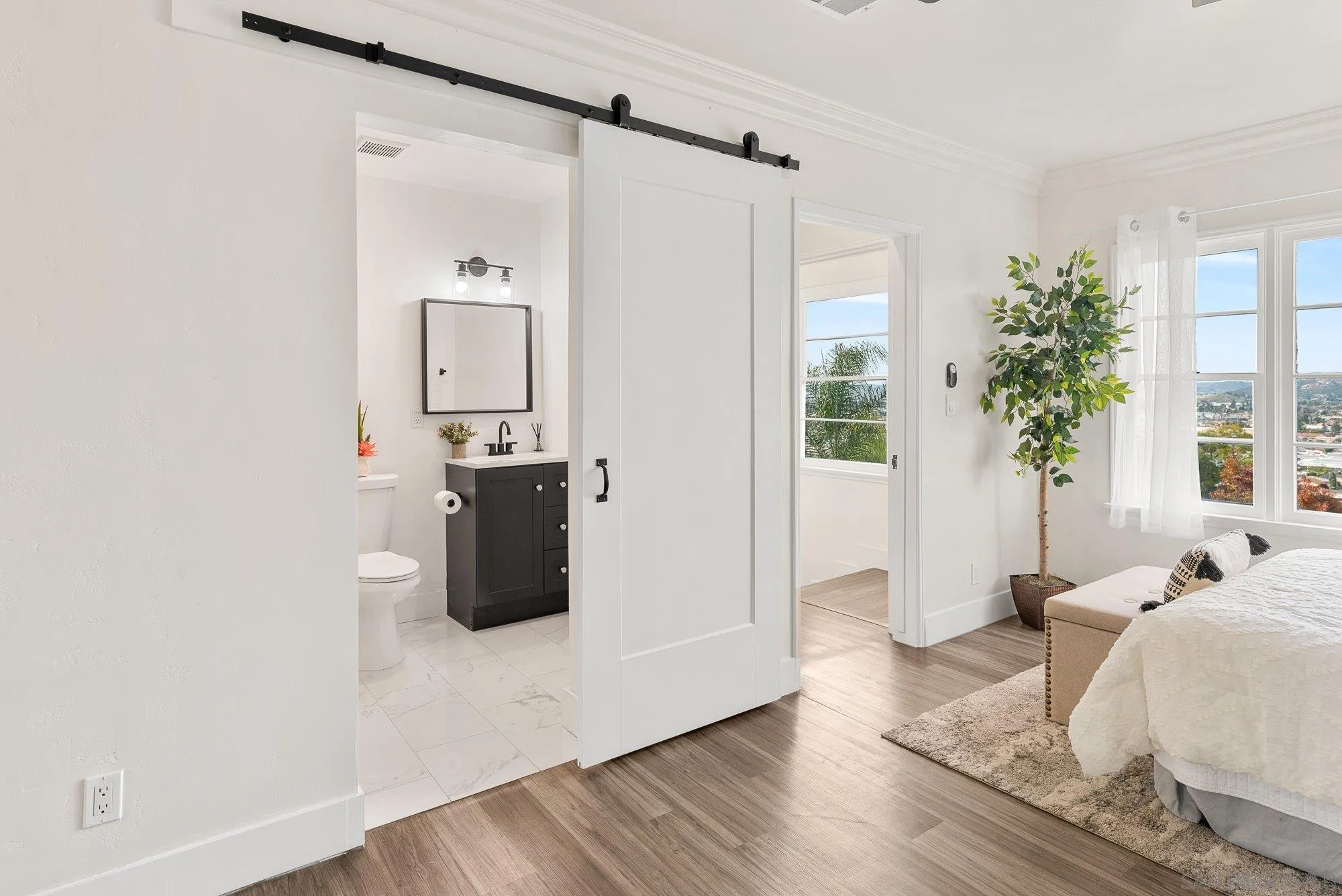 https://cdn.realtyfeed.com/cdn/127/260014899/1853fbf4c59b60d66ceabd7bc796741e.webp