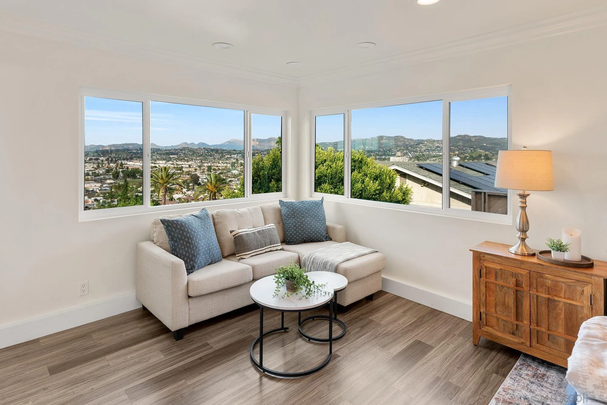 https://cdn.realtyfeed.com/cdn/127/260014899/2772c5e128a2b99315894072012f1665.webp