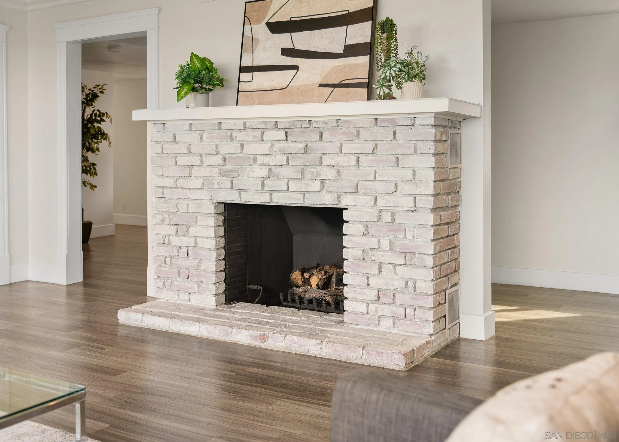 https://cdn.realtyfeed.com/cdn/127/260014899/9de41a61d9bb71479cc73d9092463db1.webp