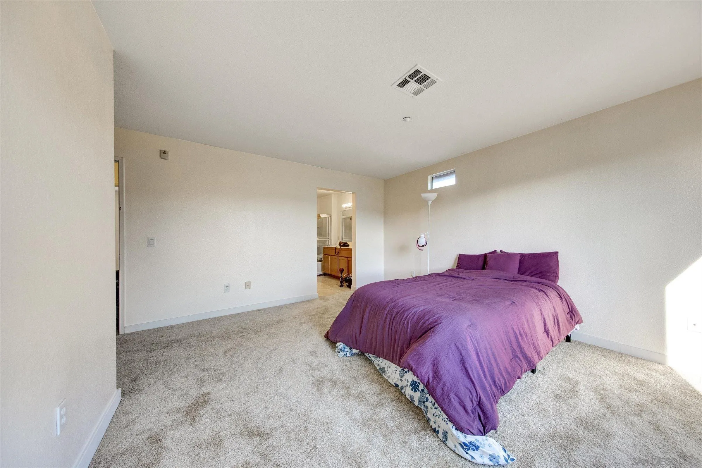 Photo #11: 2600149 Listing: Photo #11