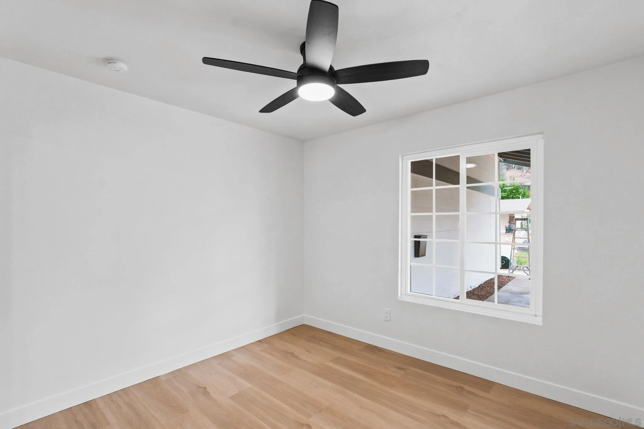 https://cdn.realtyfeed.com/cdn/127/260014903/000605902715688f55792dfffa4550da.webp