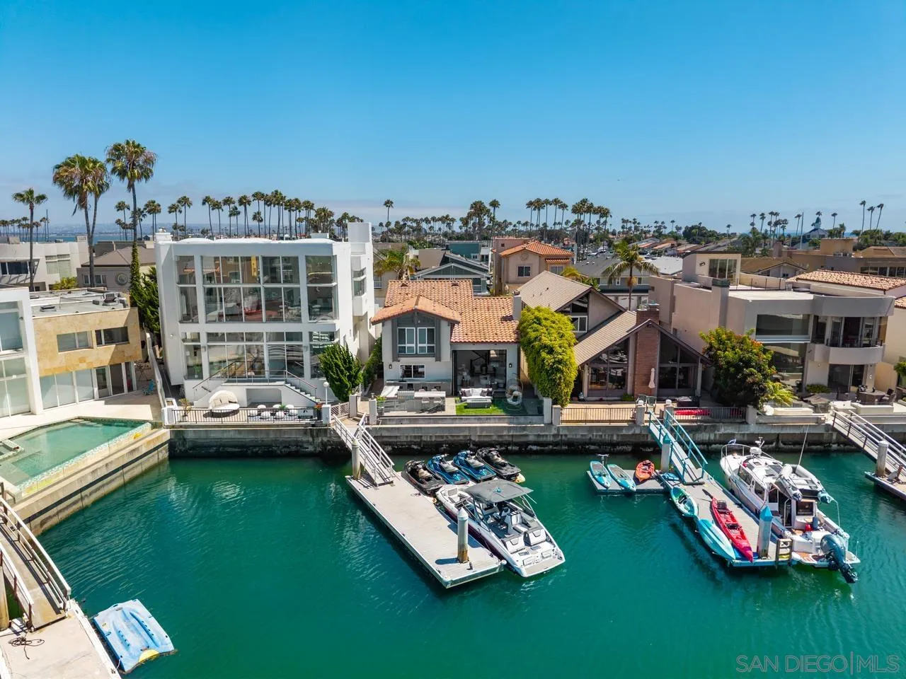 https://cdn.realtyfeed.com/cdn/127/260014905/2c62cf77c6cae995fda3fe70869682bc.webp