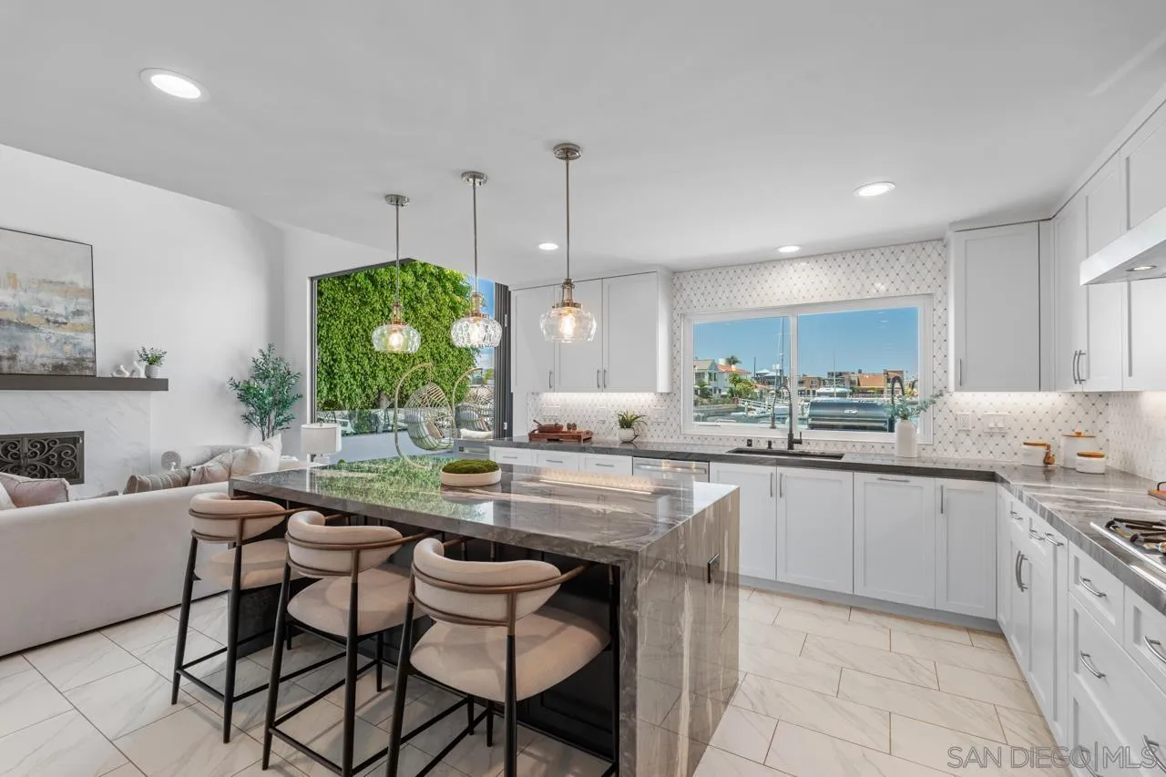 https://cdn.realtyfeed.com/cdn/127/260014905/6c215dd55022c3bbe8b2755b94441eeb.webp