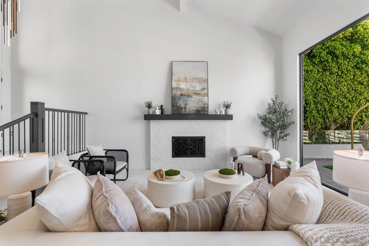 https://cdn.realtyfeed.com/cdn/127/260014905/8cc54c0cb3046fb86950fb804eb34caa.webp
