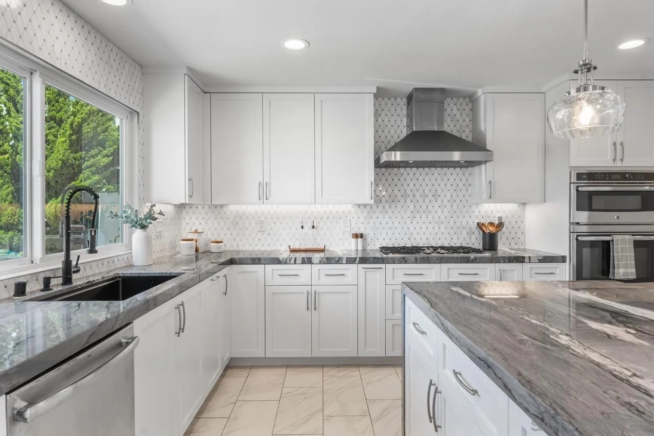 https://cdn.realtyfeed.com/cdn/127/260014905/d17ad80e76a32a7d82a302060c9f9237.webp