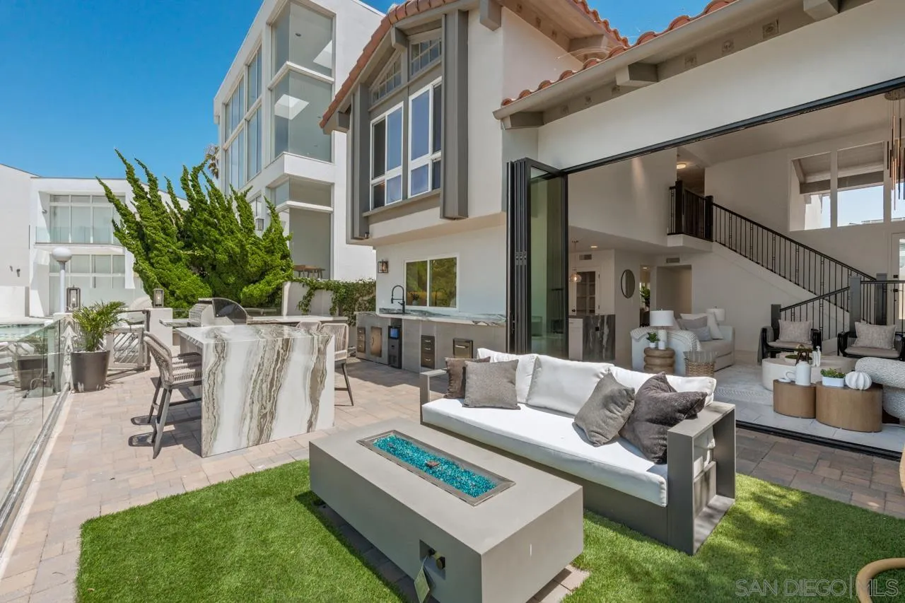 https://cdn.realtyfeed.com/cdn/127/260014905/de14861c6018f91416050295c297c0cf.webp