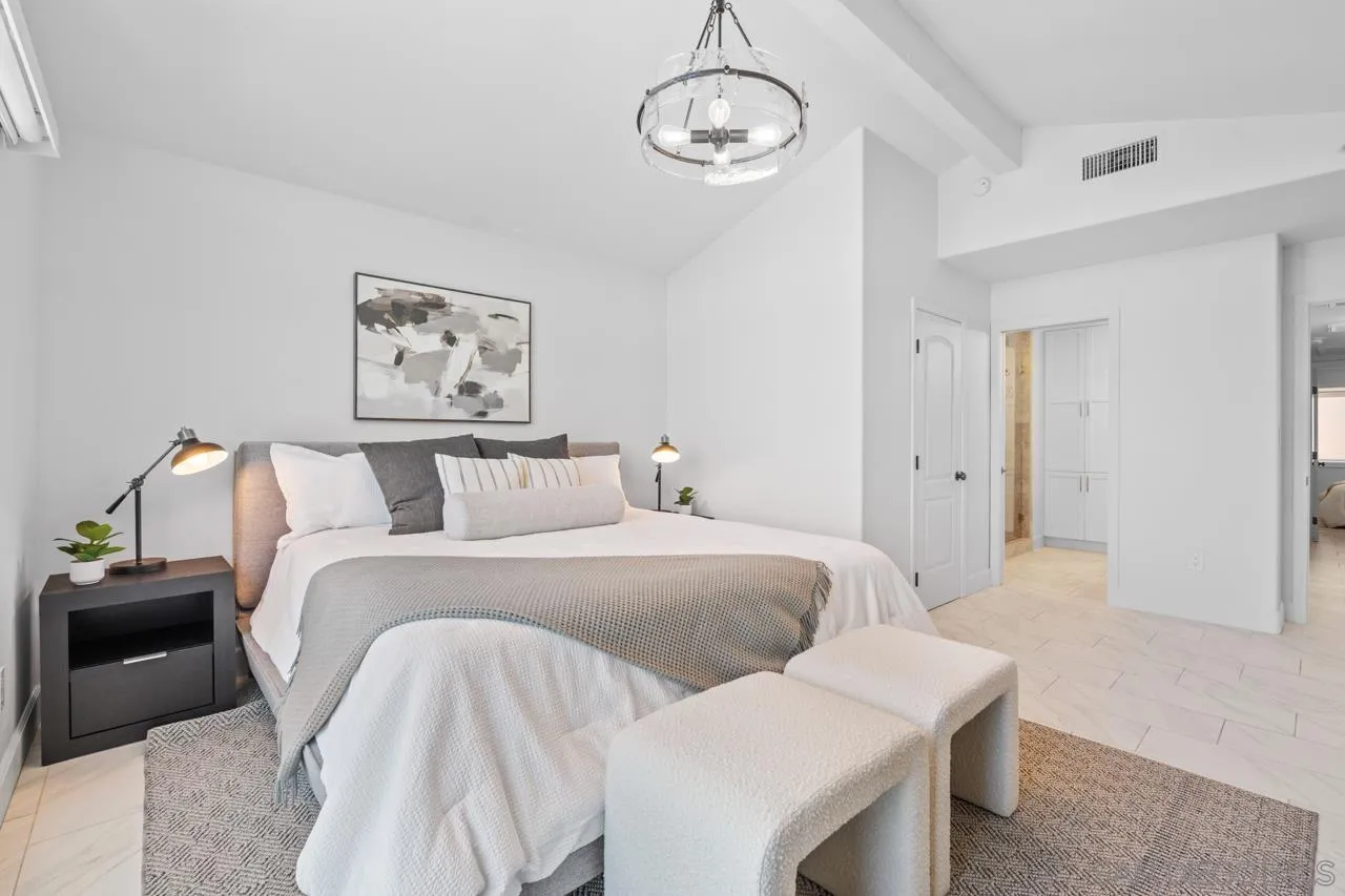 https://cdn.realtyfeed.com/cdn/127/260014905/eb96c72004cab26840b3972a5ea360c8.webp