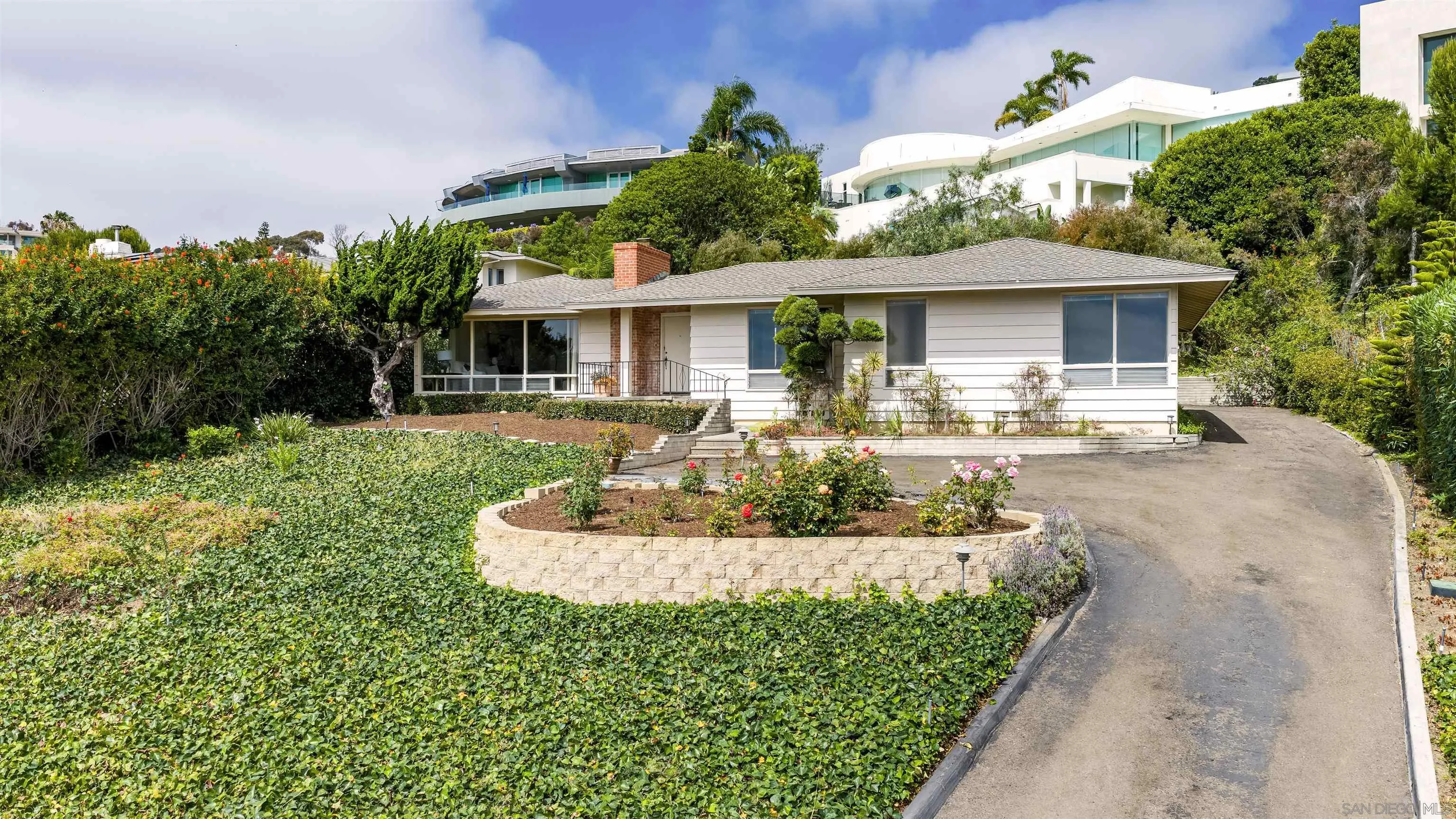 https://cdn.realtyfeed.com/cdn/127/260014906/386e7e9c795c955e9b877fdbf01ae92d.webp