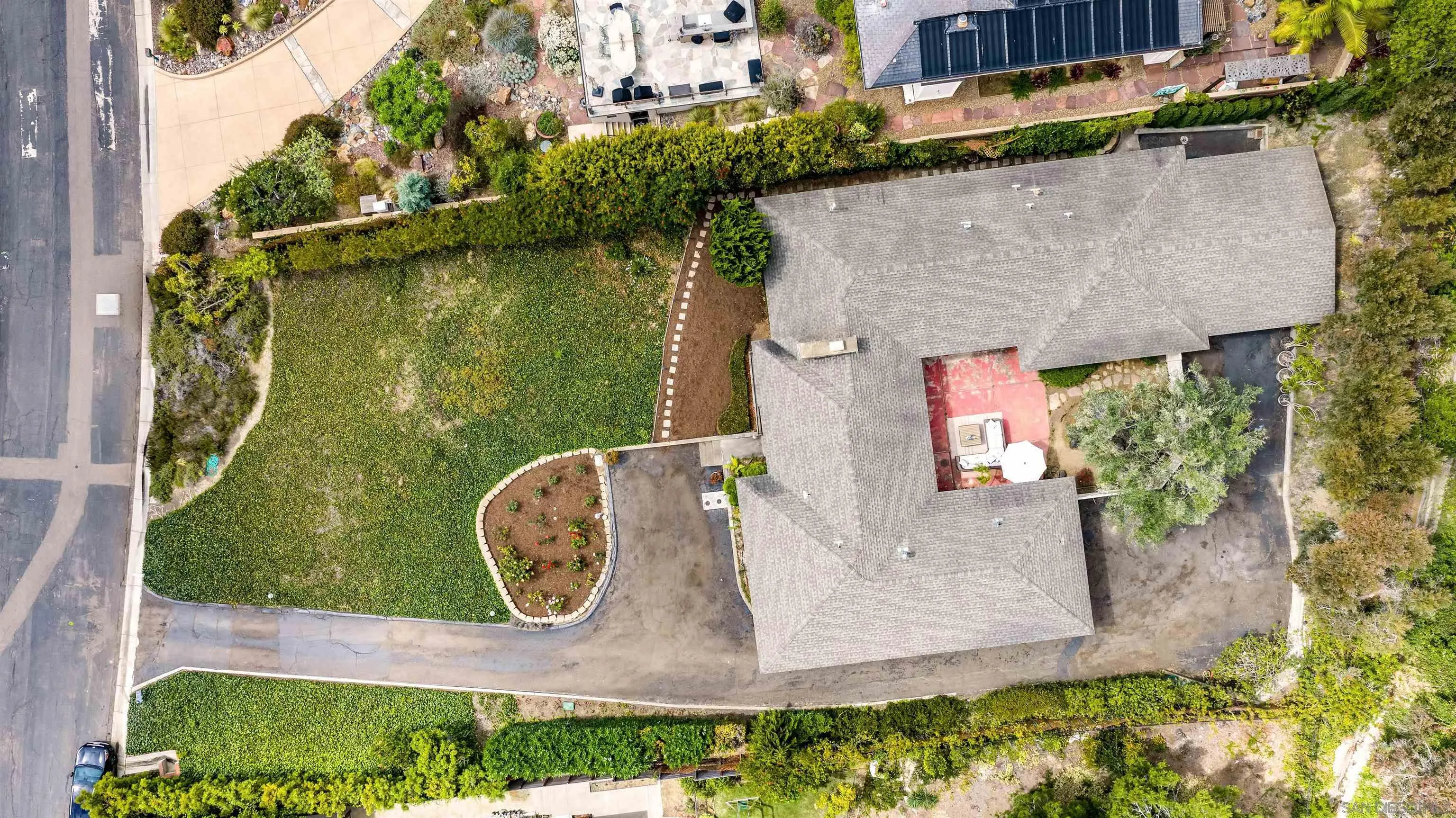 https://cdn.realtyfeed.com/cdn/127/260014906/732139ef02b2a28c999cfce3c658c820.webp