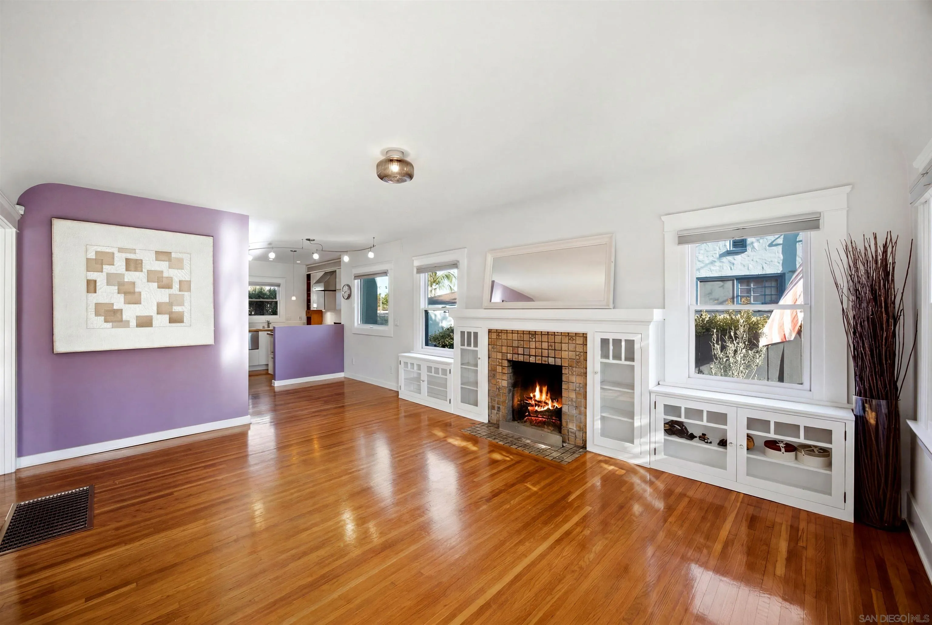 https://cdn.realtyfeed.com/cdn/127/260014920/3895d893ec87ddaf097cf19c508c6842.webp