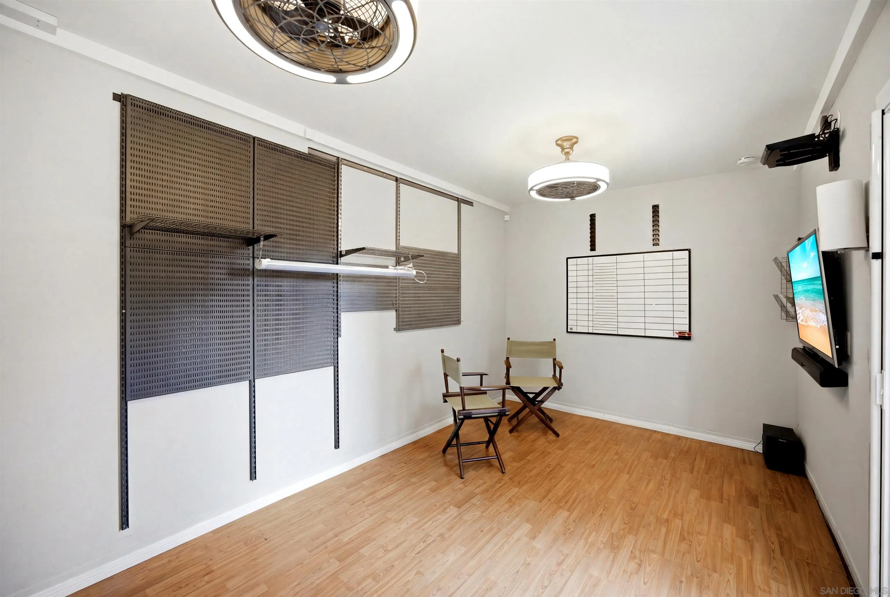 https://cdn.realtyfeed.com/cdn/127/260014920/959396718e1ab14fc82fb9cb0e30af24.webp