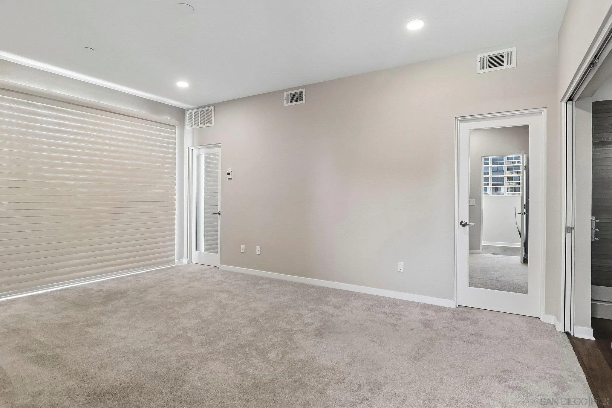Photo #21: 260014921 Listing: Photo #21