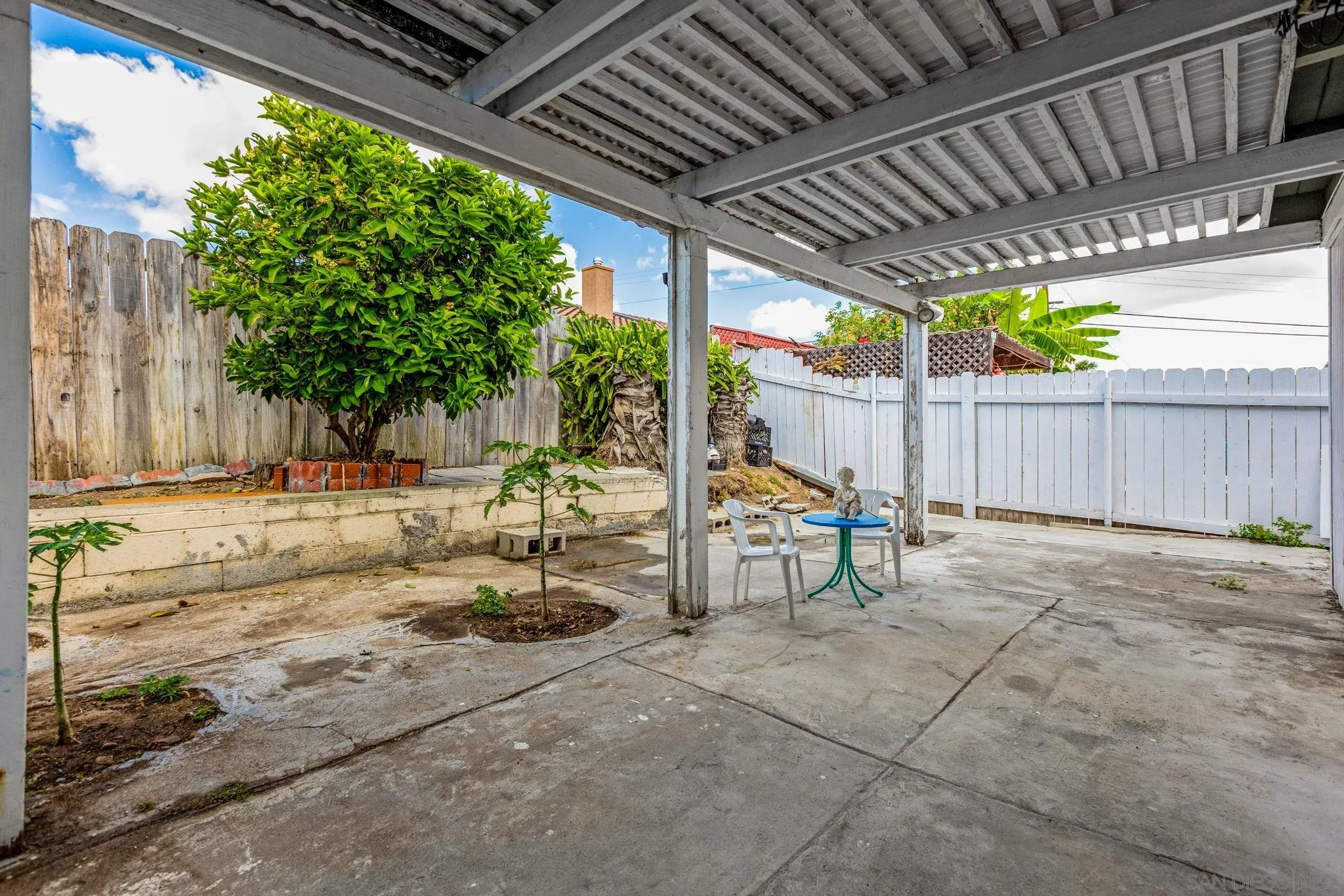 https://cdn.realtyfeed.com/cdn/127/260014924/1e7a70e7701f8bd31118bff356ecf63e.webp