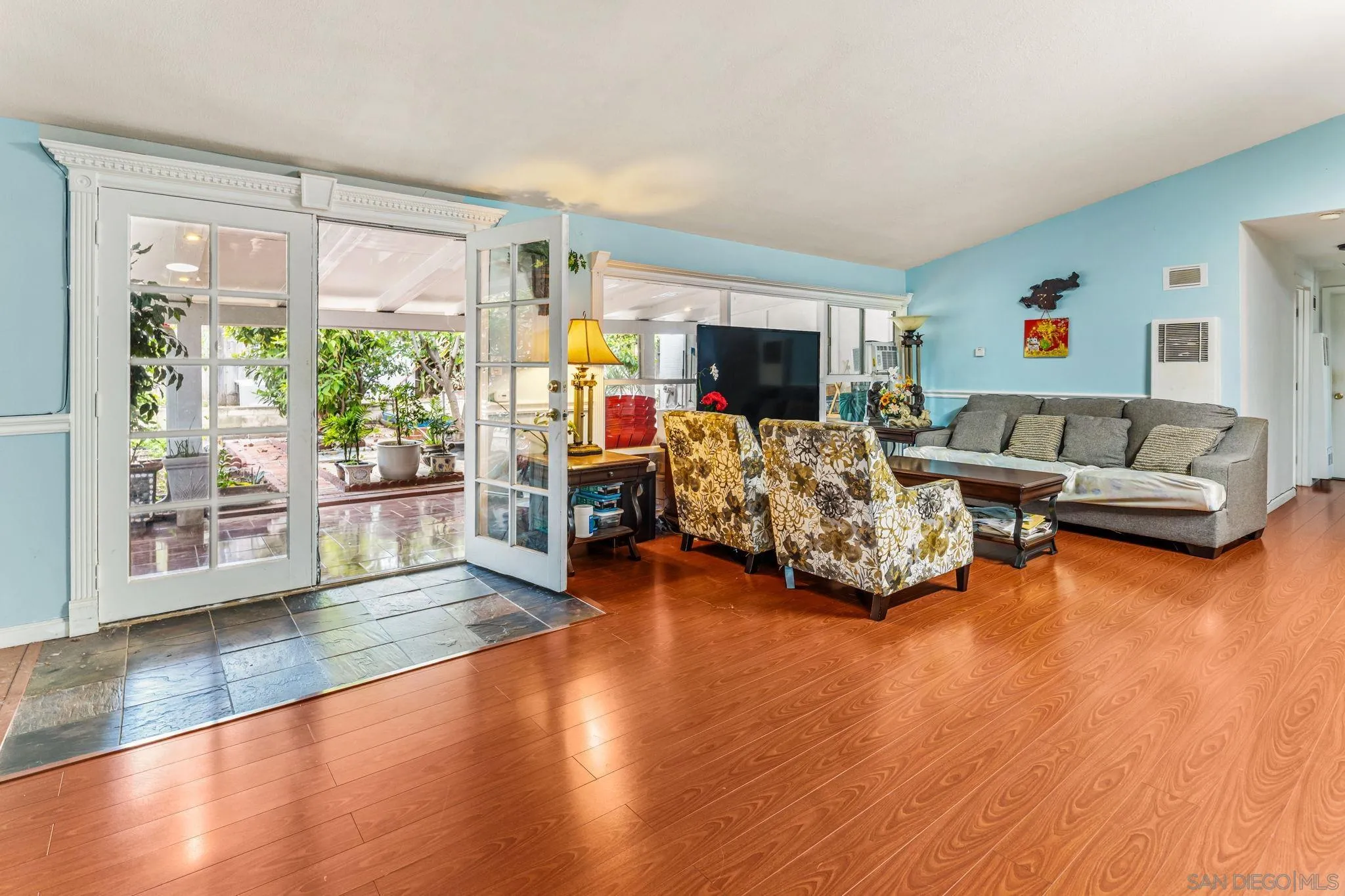 https://cdn.realtyfeed.com/cdn/127/260014924/a26cfc0b78d5b943da0be6c40ecd7cde.webp