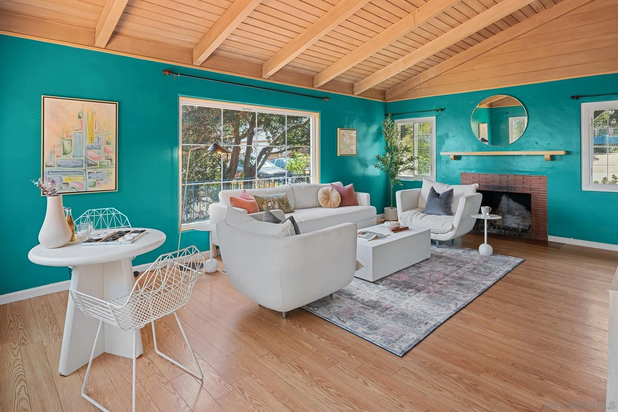 https://cdn.realtyfeed.com/cdn/127/260014929/82caedfd2e59c85d298052ba67fda6f6.webp