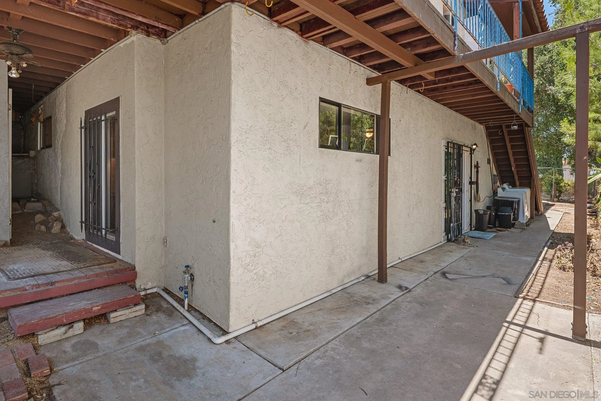 https://cdn.realtyfeed.com/cdn/127/260014929/f469d740a94d75f23683108bb3d48eac.webp