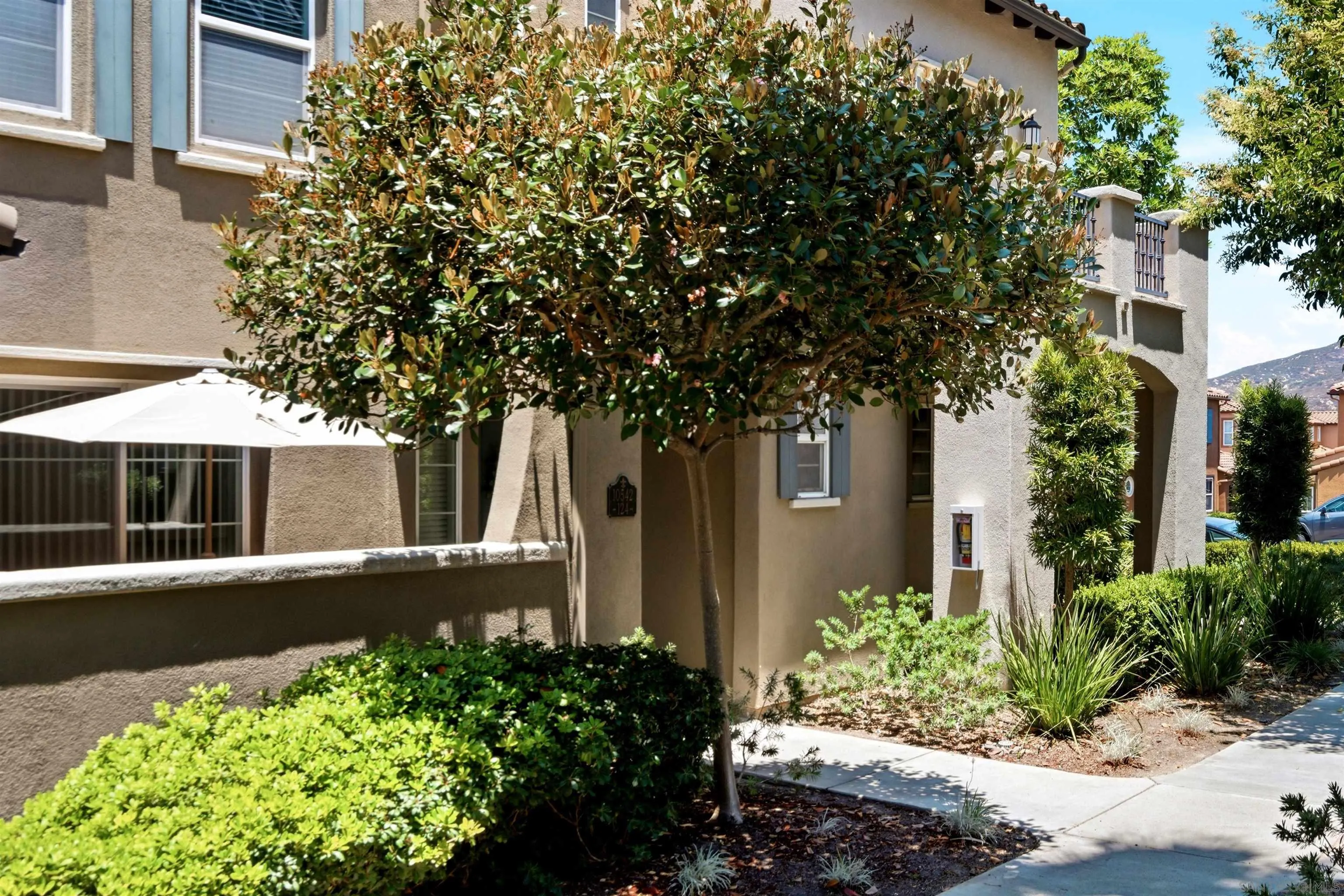 https://cdn.realtyfeed.com/cdn/127/260014934/3f050b30cefe711bb86d5e87923cafdf.webp