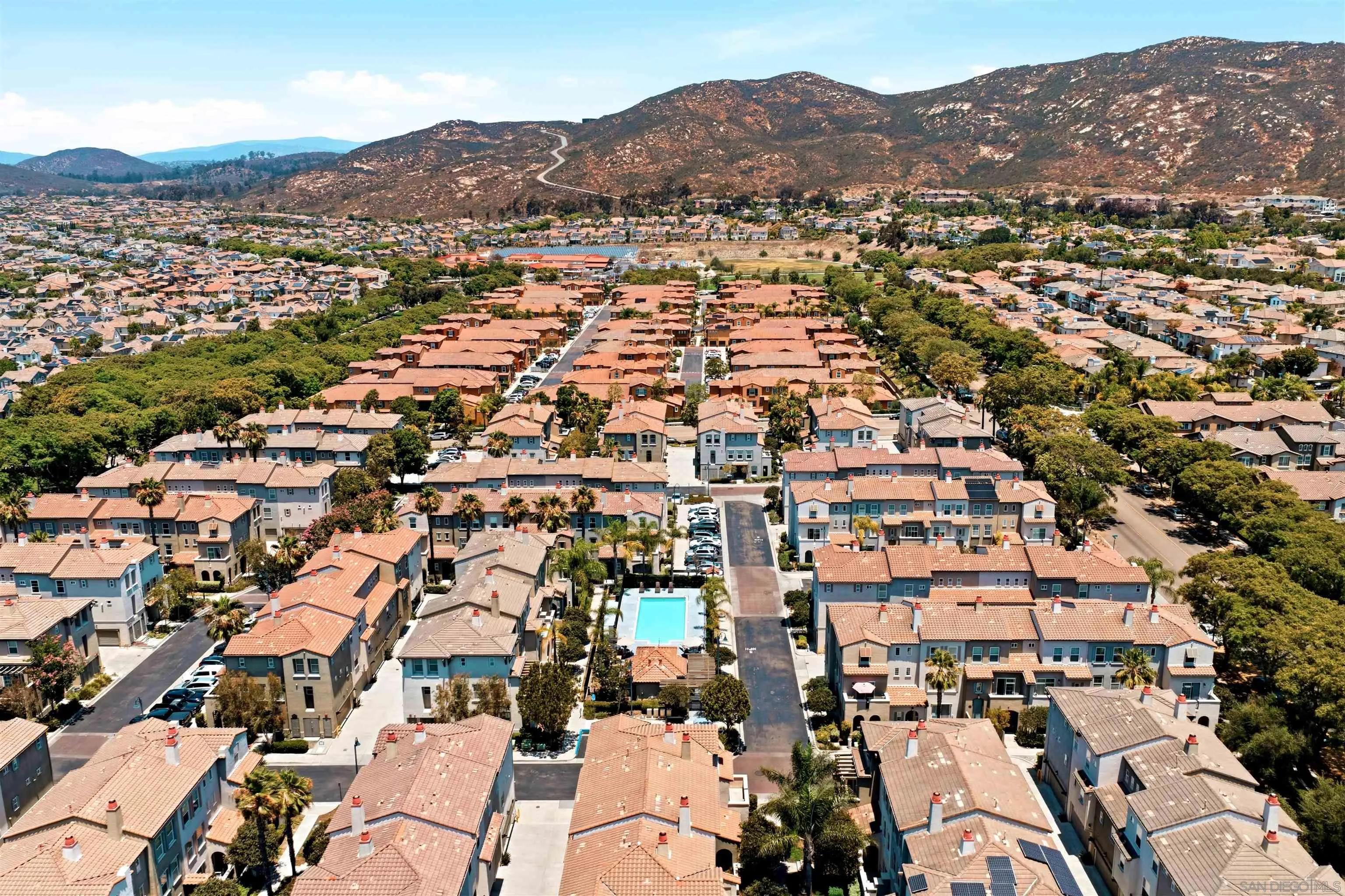 https://cdn.realtyfeed.com/cdn/127/260014934/c33a0557411521cafc0c14bf94e9154e.webp