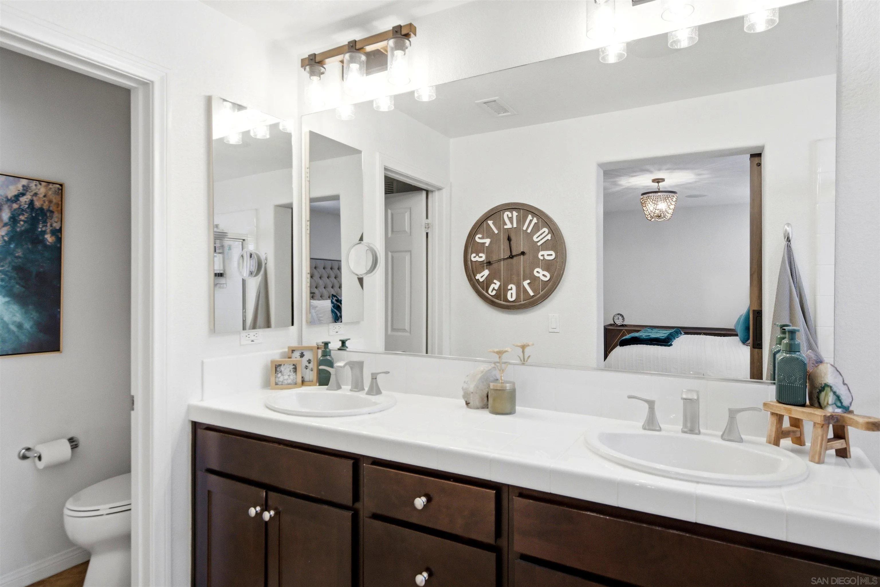 https://cdn.realtyfeed.com/cdn/127/260014934/c3f4077f8f6e28b5af9133f47a560153.webp