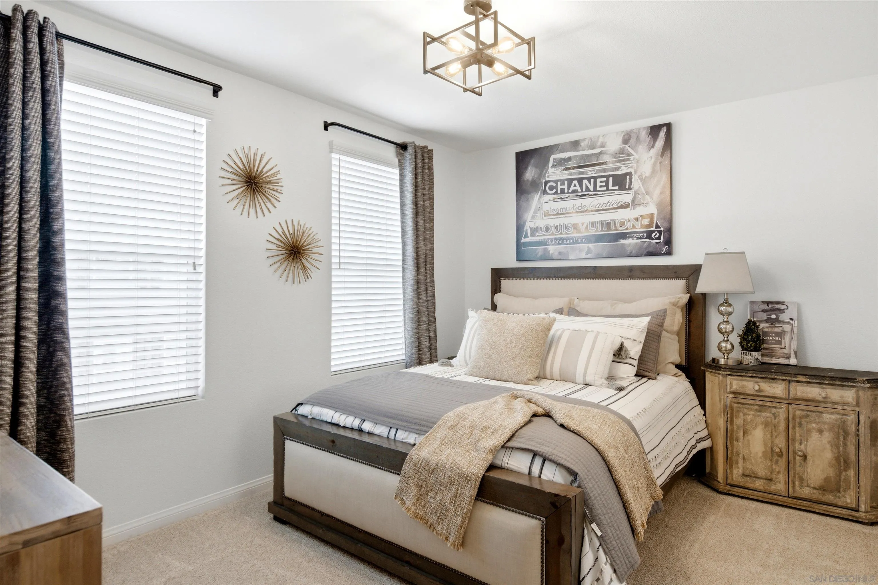 https://cdn.realtyfeed.com/cdn/127/260014934/e2272258384df001785ce17547e7b789.webp