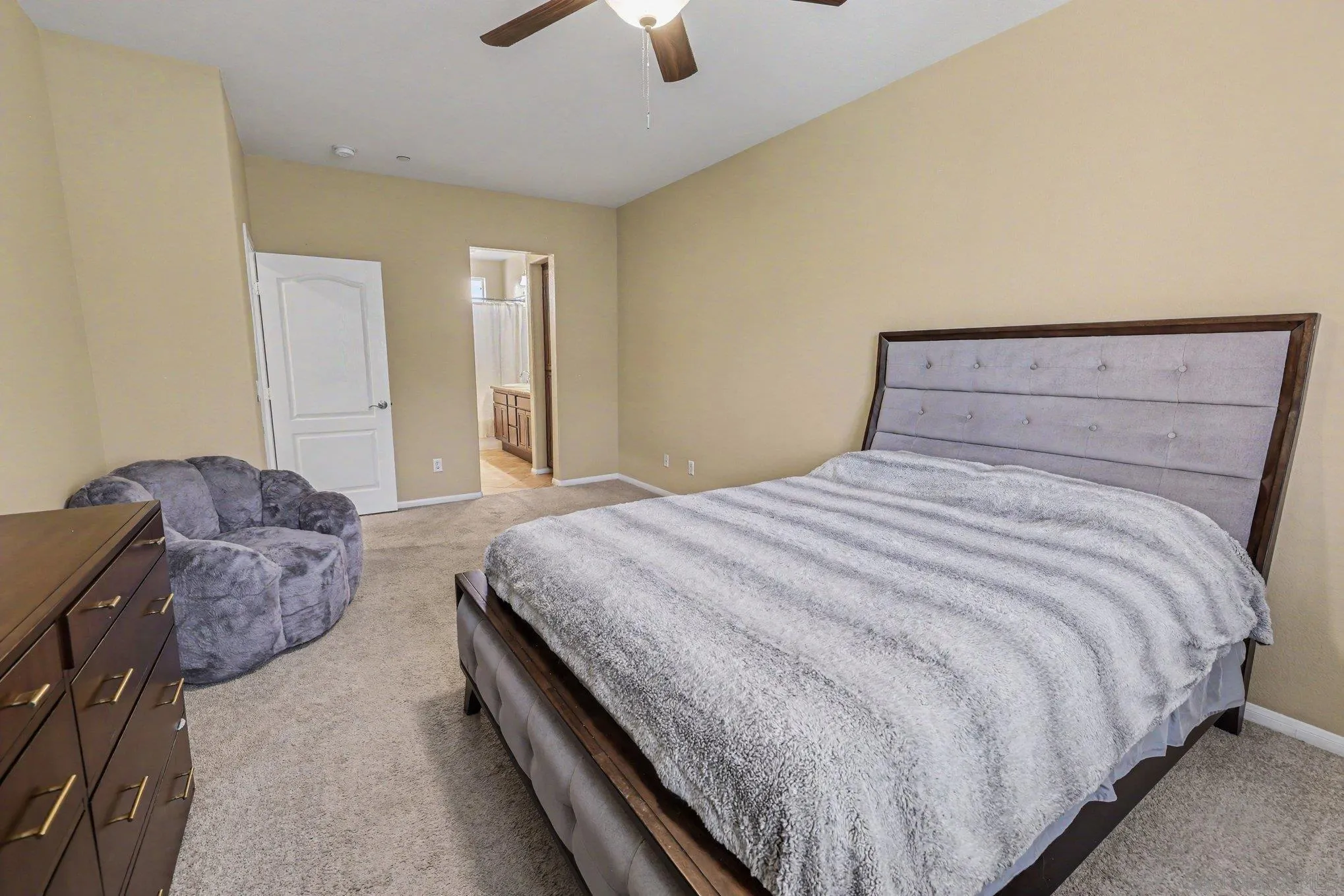 Photo #14: 260014935 Listing: Photo #14