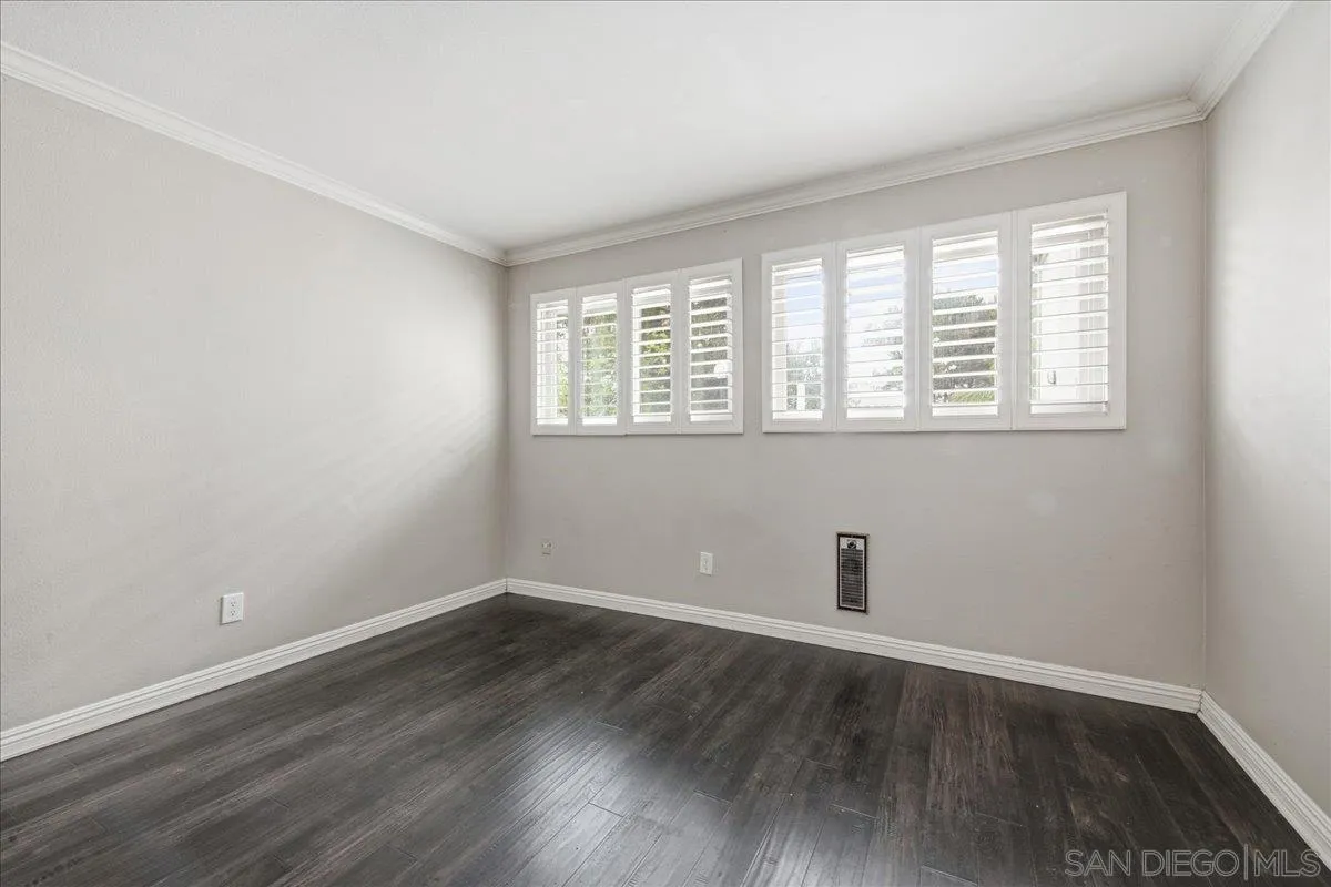 Photo #9: 260014939 Listing: Photo #9