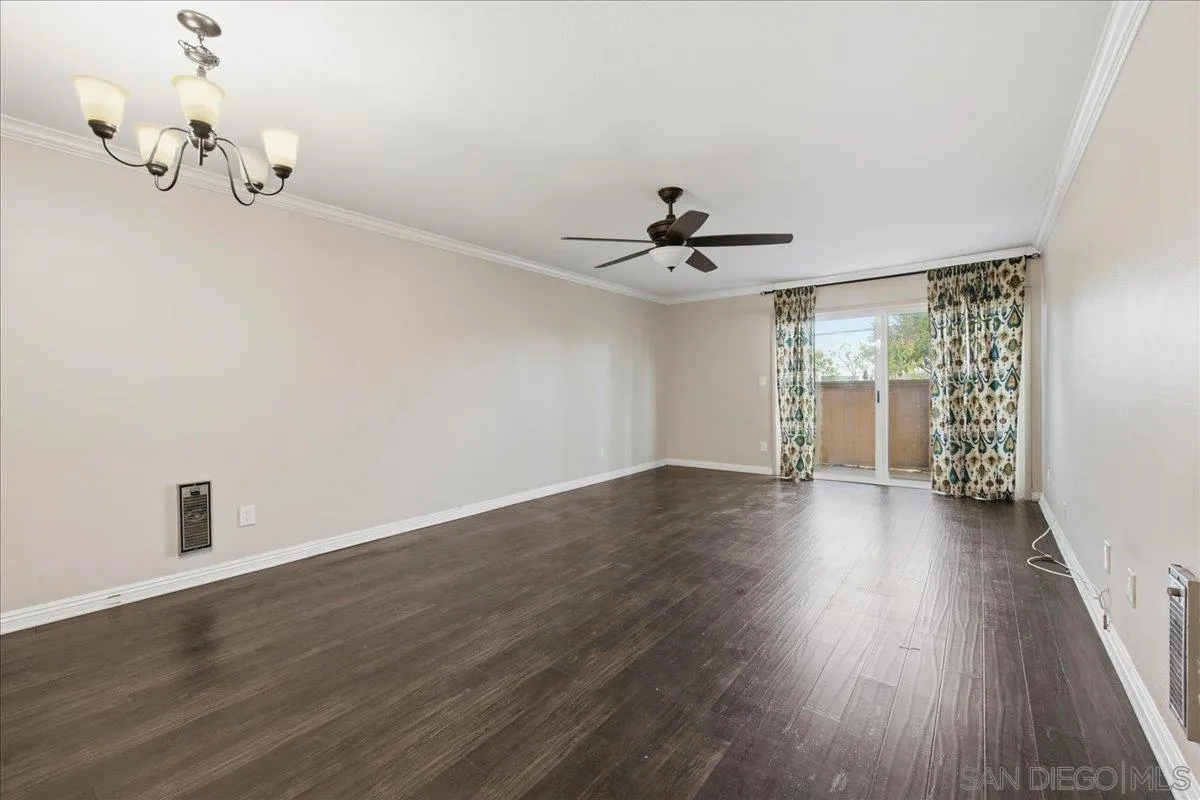 Photo #7: 260014939 Listing: Photo #7
