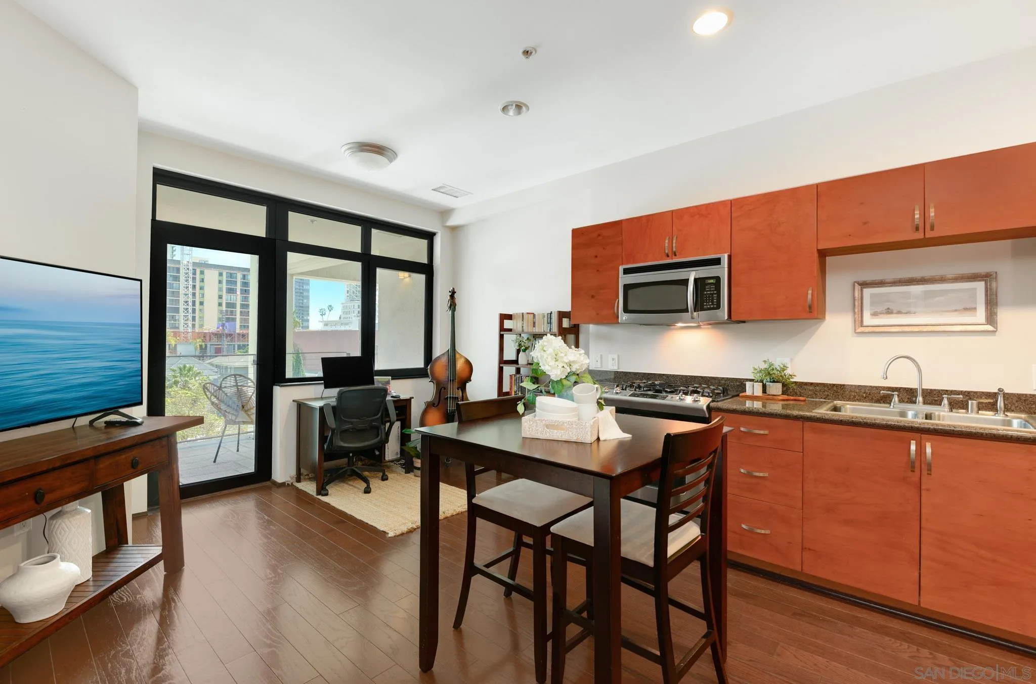Photo #8: 260014940 Listing: Photo #8