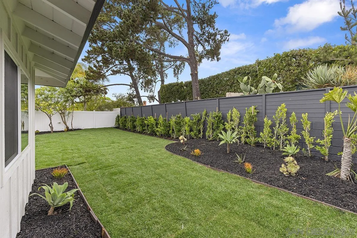 https://cdn.realtyfeed.com/cdn/127/260014945/051cecca7dfff9596e30b2854537b22e.webp