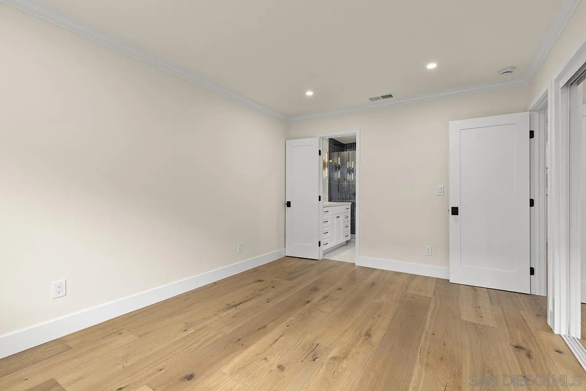 https://cdn.realtyfeed.com/cdn/127/260014945/4d79515822b868c475afa19633275c7c.webp