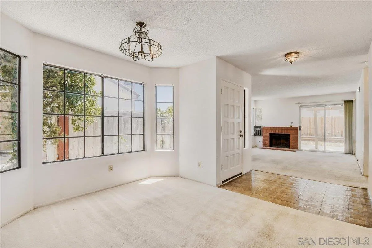 Photo #11: 260014947 Listing: Photo #11
