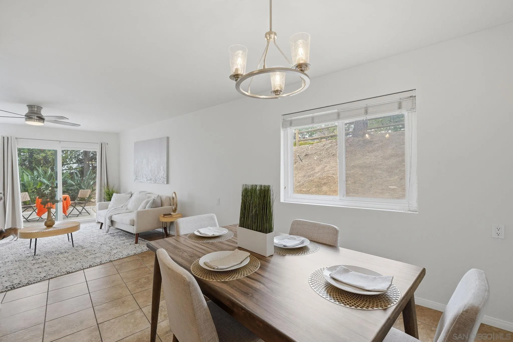 https://cdn.realtyfeed.com/cdn/127/260014951/05500339dbd661b81843226d88e17b3c.webp
