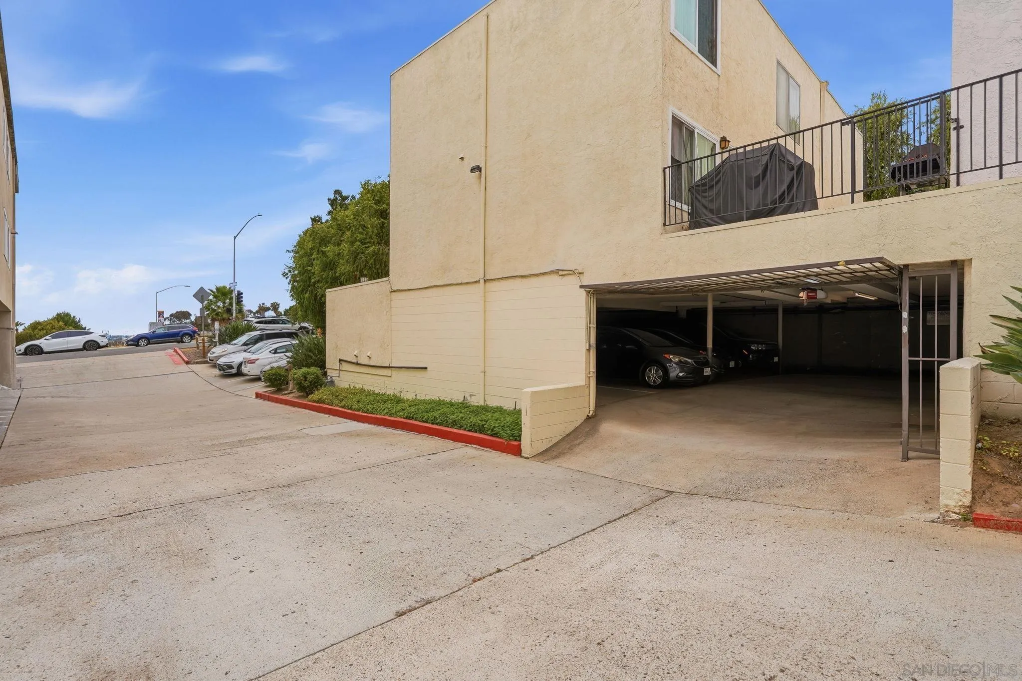 https://cdn.realtyfeed.com/cdn/127/260014951/5ac05dc08d1d43b1bedaa07948a99607.webp