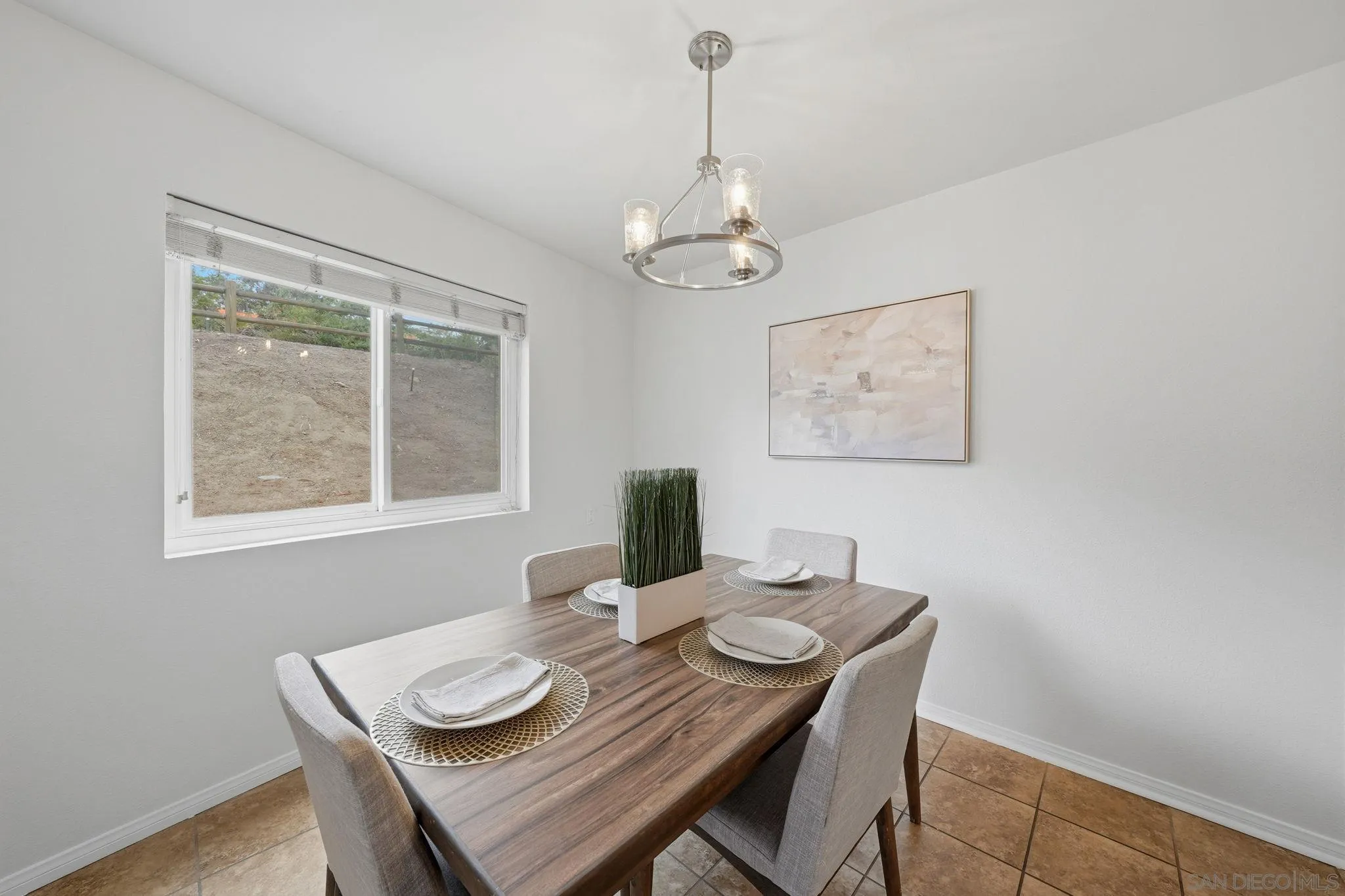 https://cdn.realtyfeed.com/cdn/127/260014951/847319f107a5ca263300dc9cfb13c13c.webp