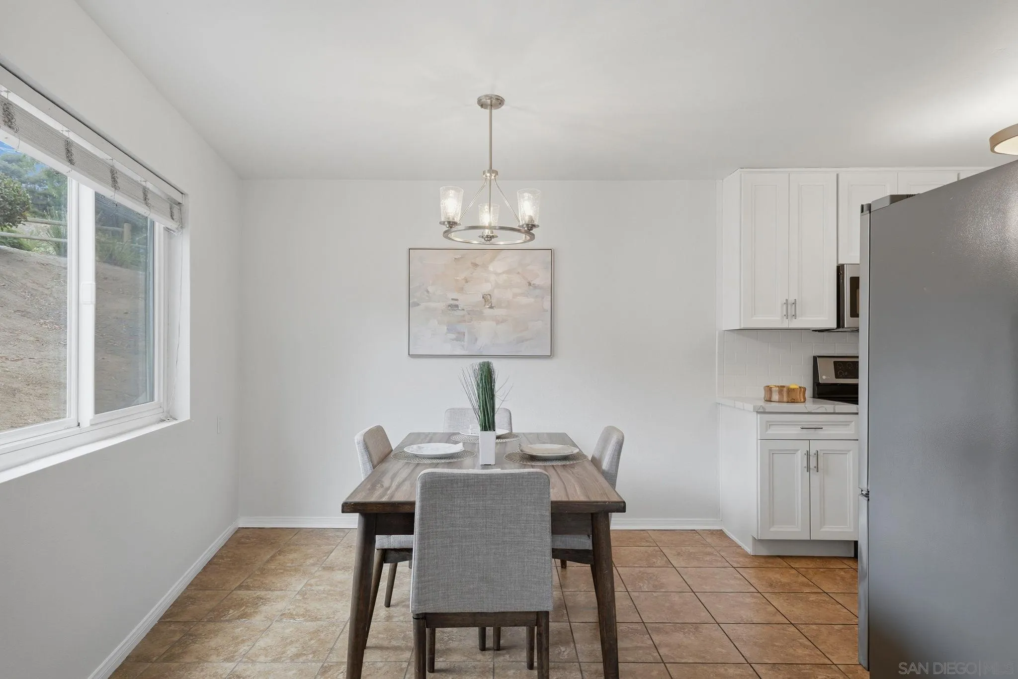https://cdn.realtyfeed.com/cdn/127/260014951/b5074701a6f19231d110d501fcc46719.webp