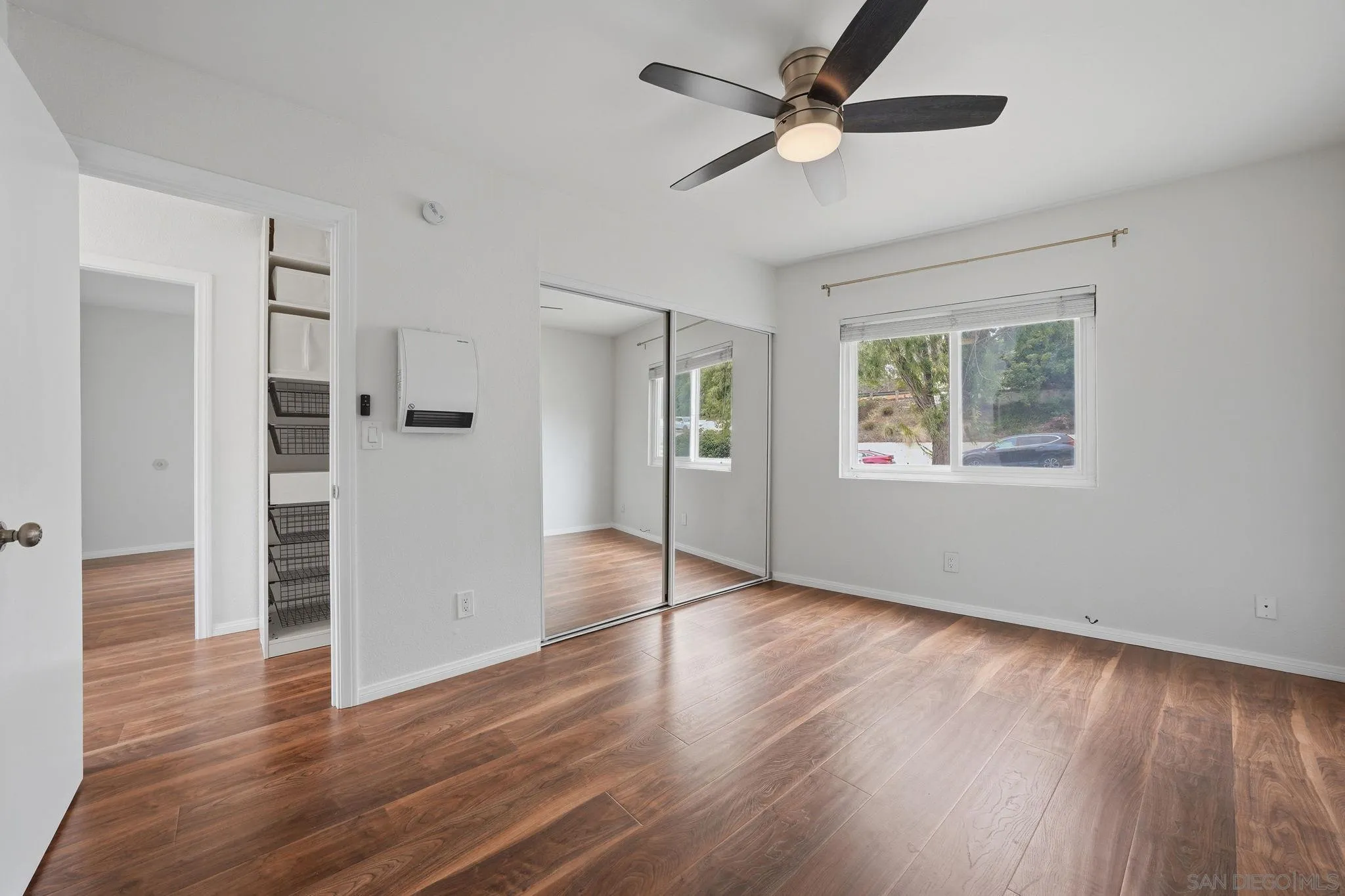https://cdn.realtyfeed.com/cdn/127/260014951/c7514fda088935513fb5087cc70287ab.webp