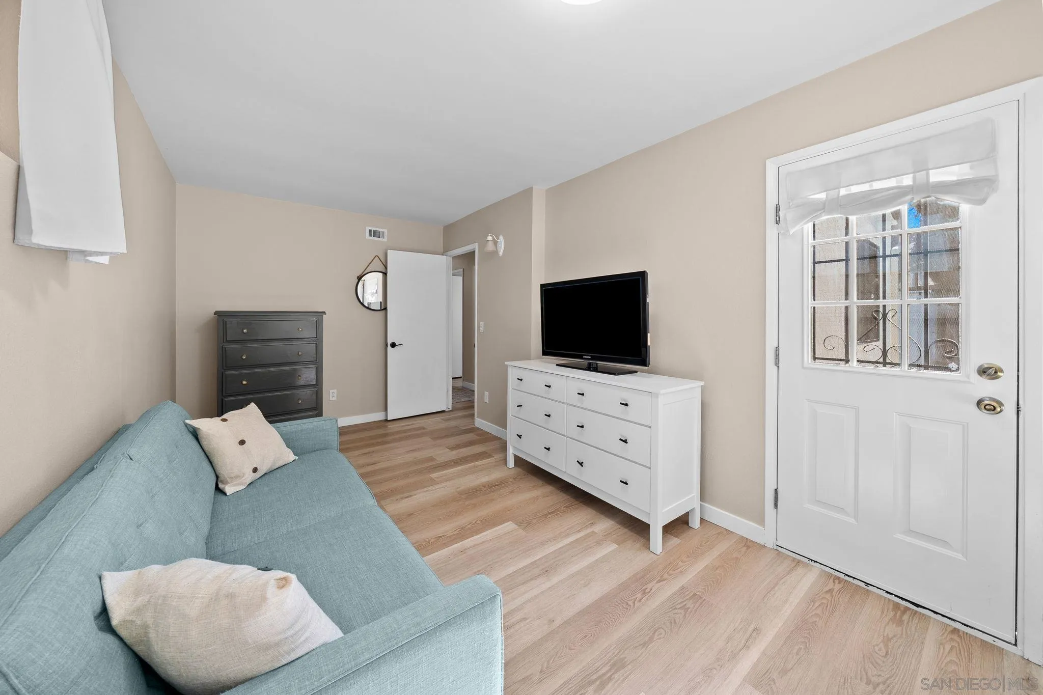 https://cdn.realtyfeed.com/cdn/127/260014953/1ebe33572e6cbbce42d7568816c7c9d5.webp