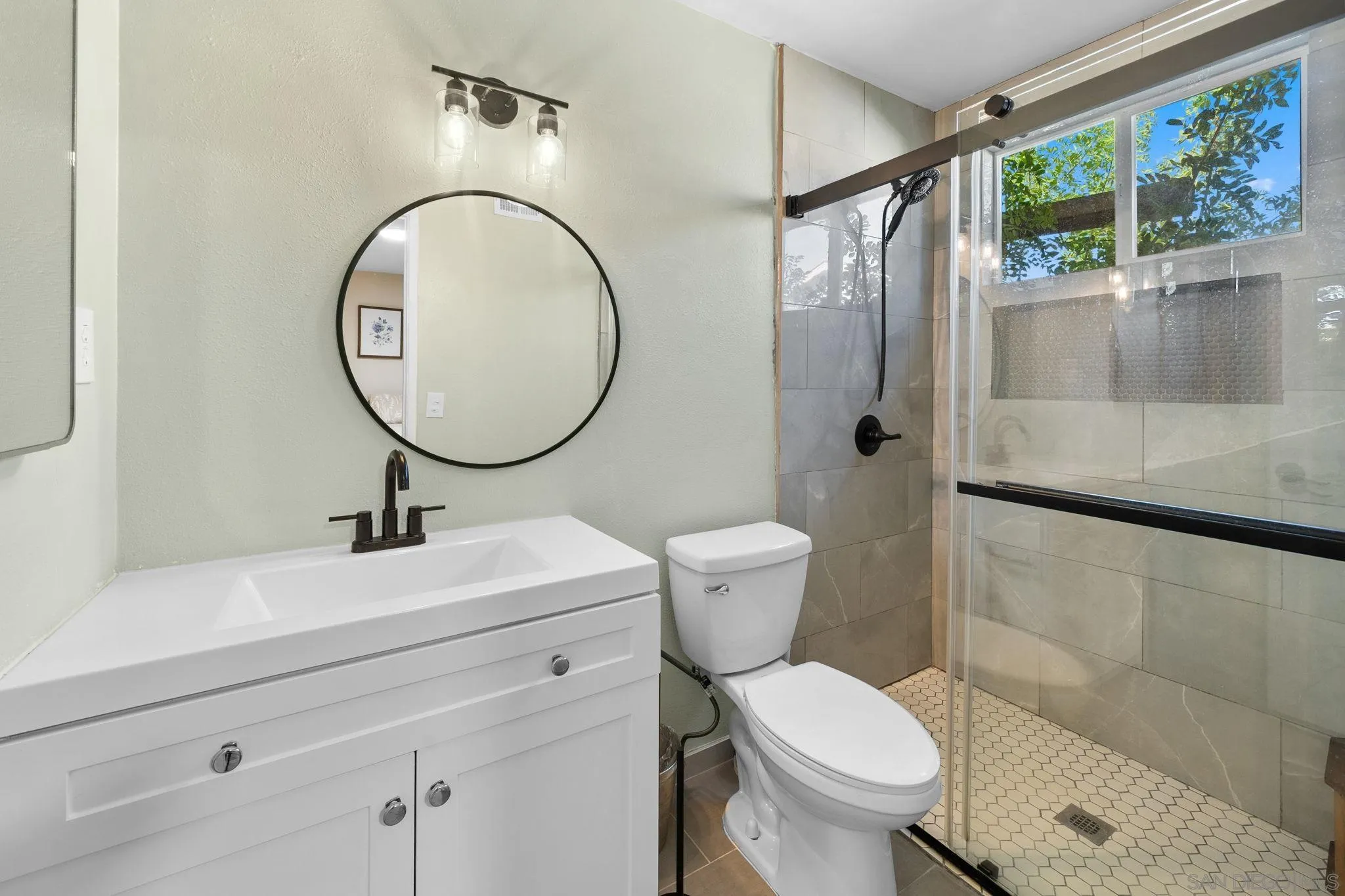 https://cdn.realtyfeed.com/cdn/127/260014953/357bde84341bf99d2285cea66a9daeaf.webp