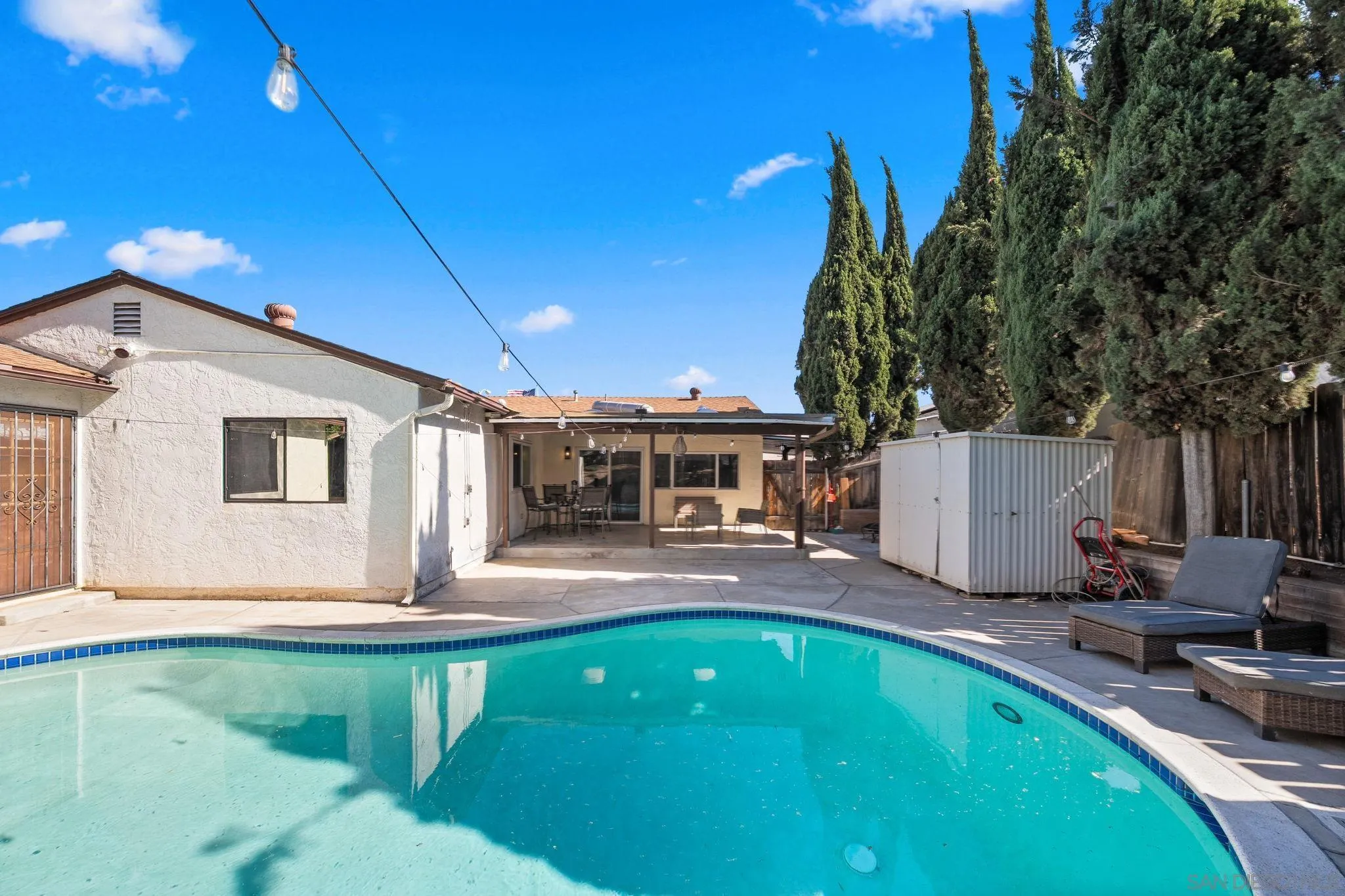 https://cdn.realtyfeed.com/cdn/127/260014953/8fe8436626bbb675bf9da4ac202d9614.webp