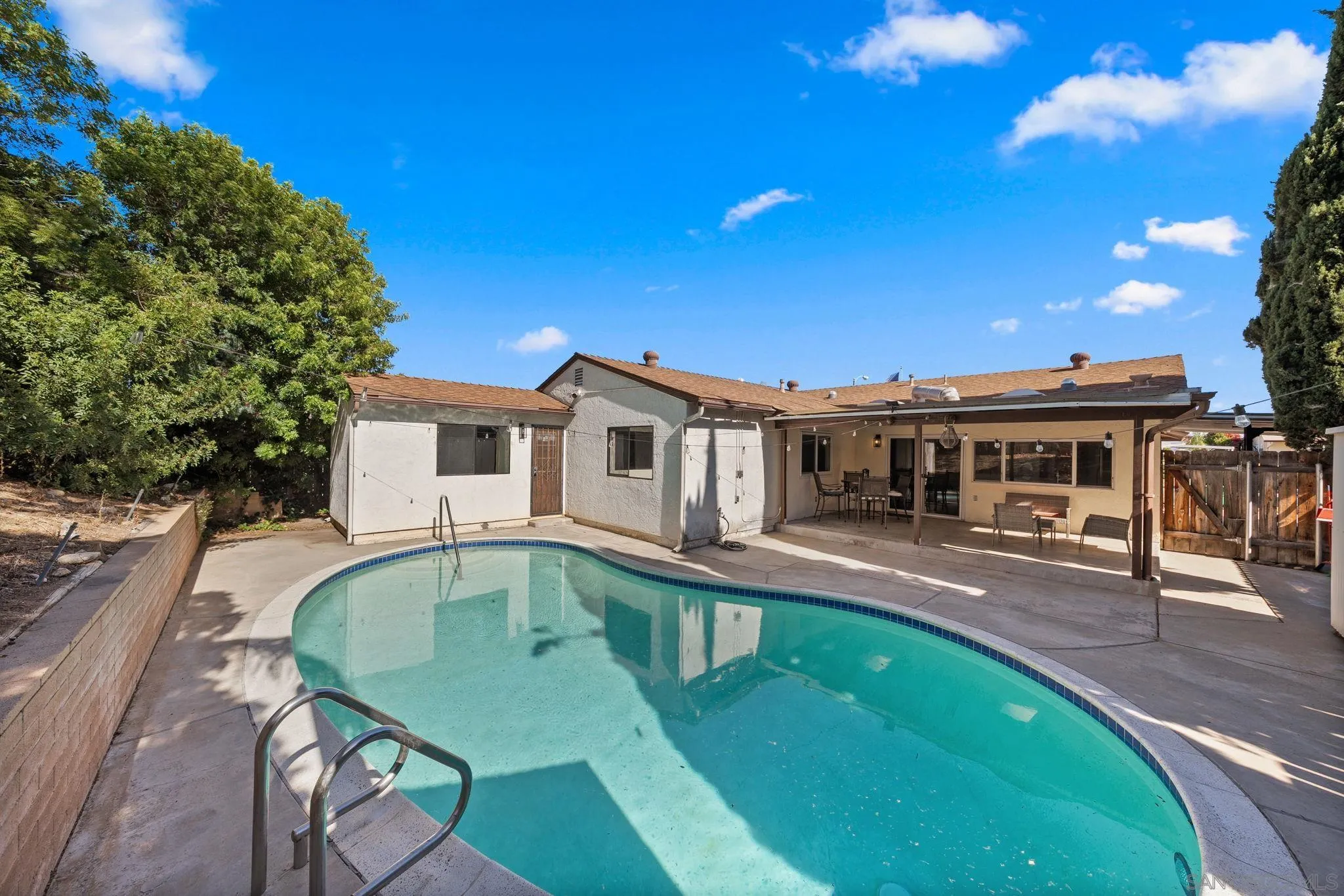 https://cdn.realtyfeed.com/cdn/127/260014953/96d84a108ed14e4869d63e860bd77f8b.webp