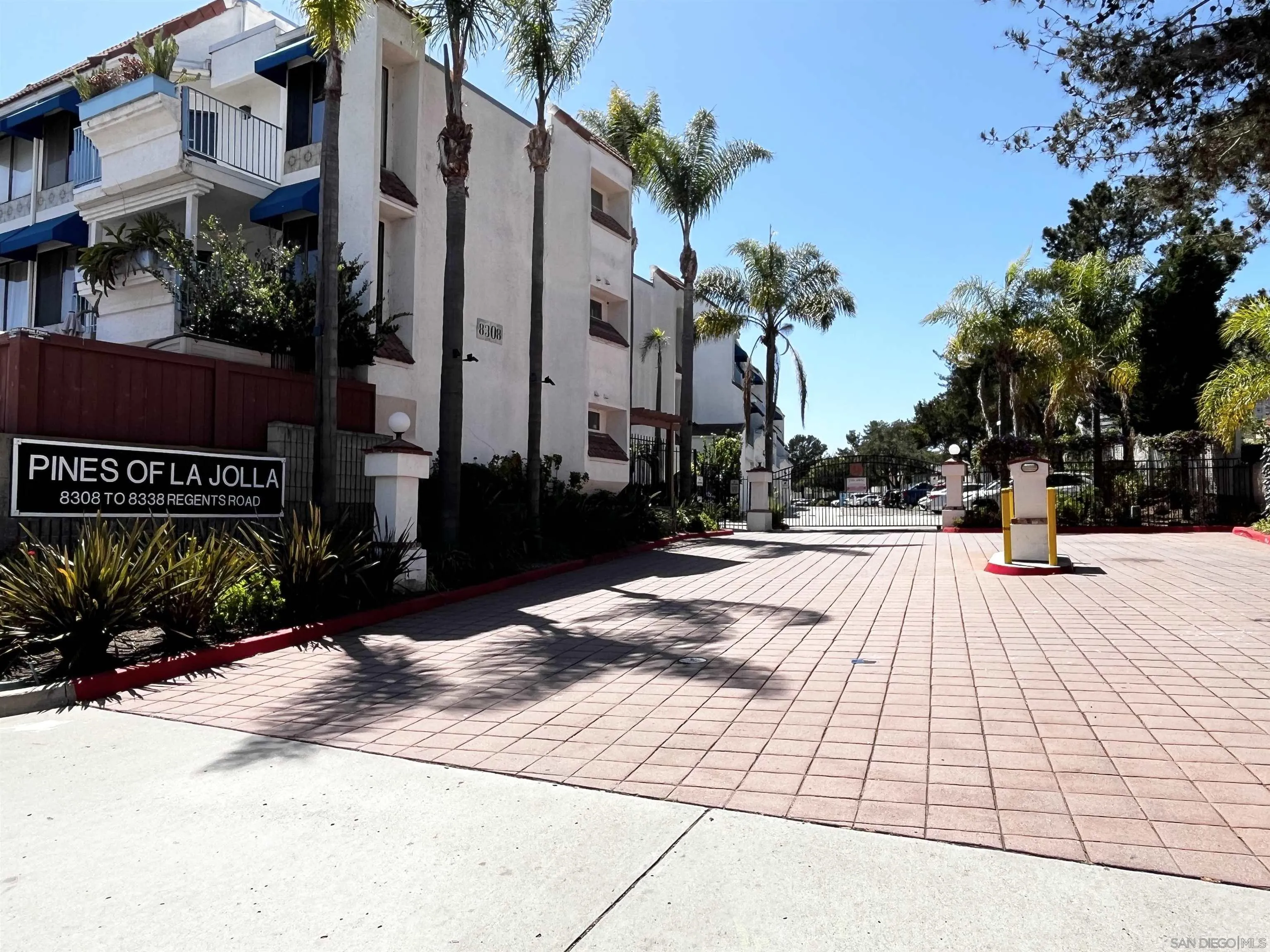 Photo #27: 260014956 Listing: Photo #27