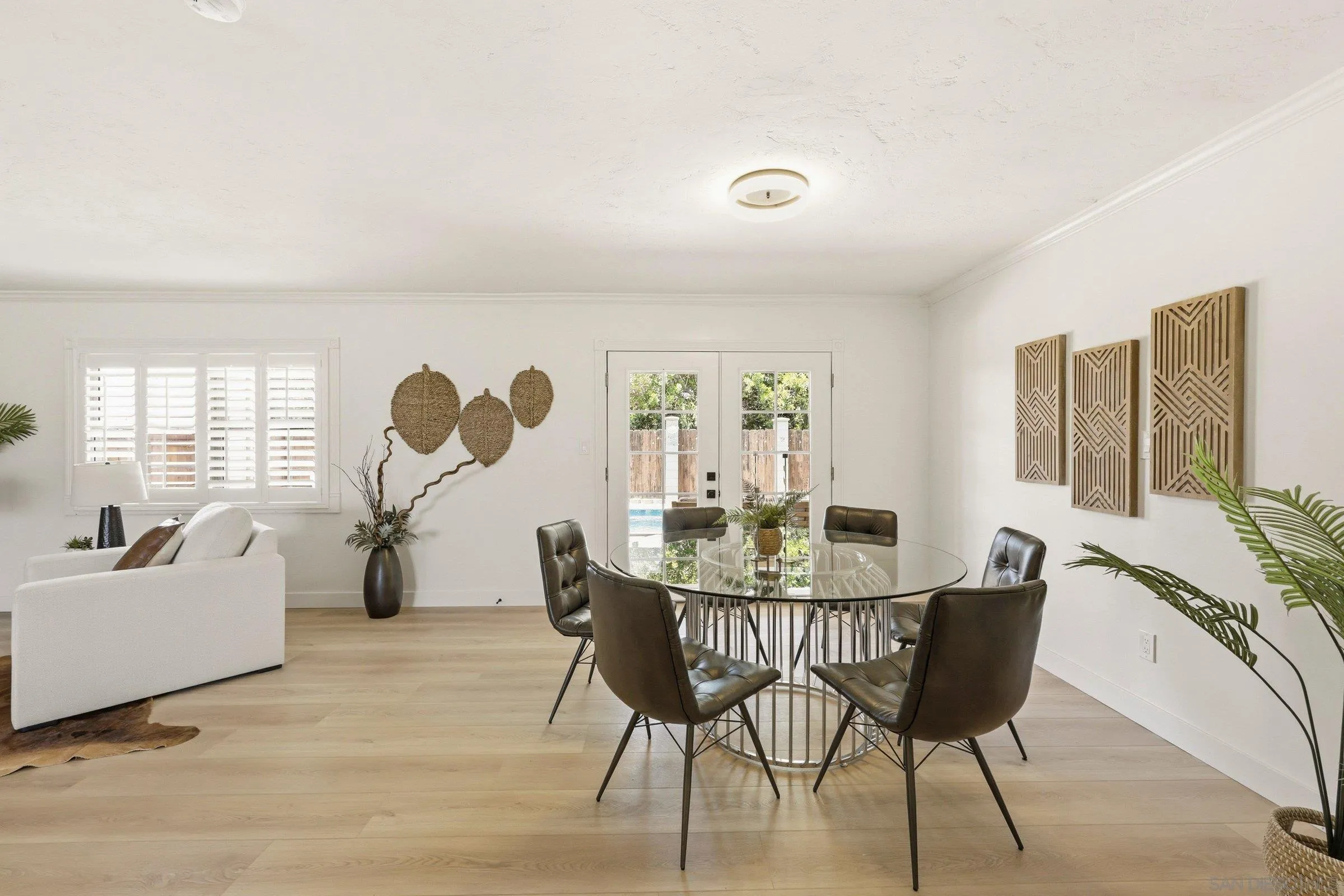 https://cdn.realtyfeed.com/cdn/127/260014957/1d6ee8ce109faa91f3c26c321681e4c8.webp