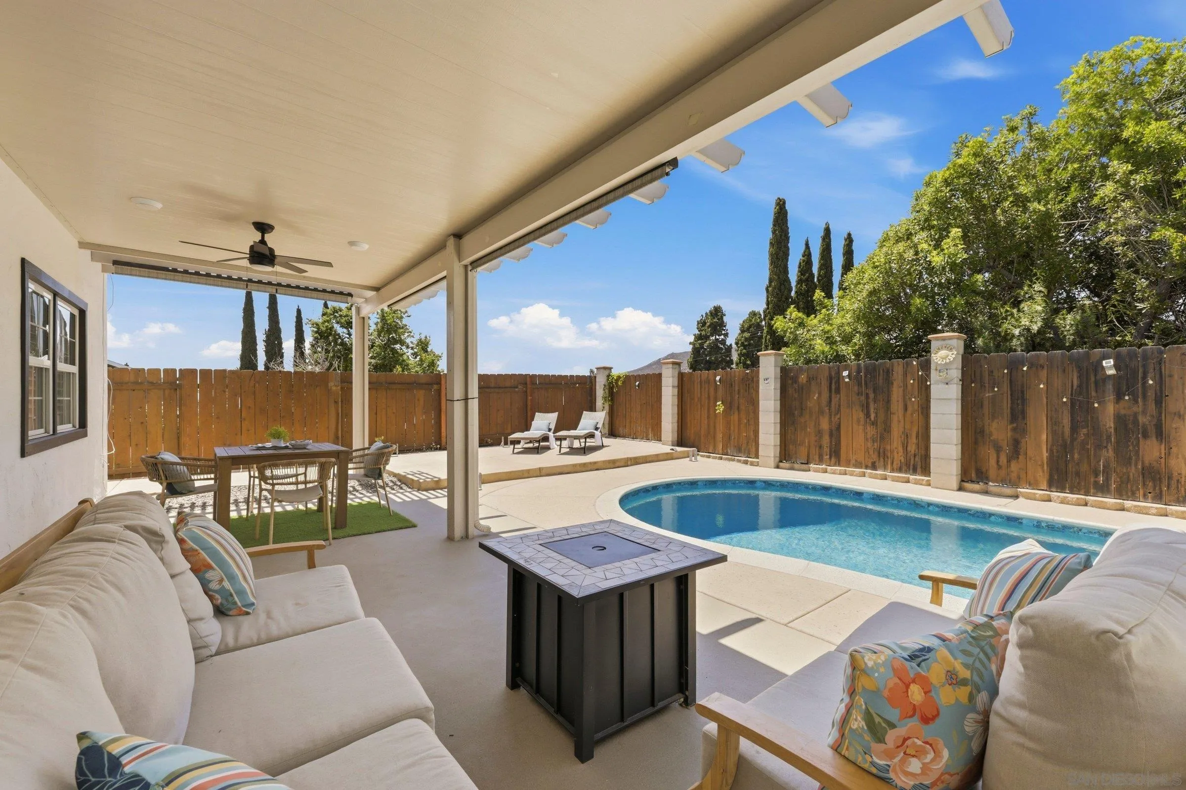 https://cdn.realtyfeed.com/cdn/127/260014957/33fd1b7d403308b65e700d1fae00d7f2.webp