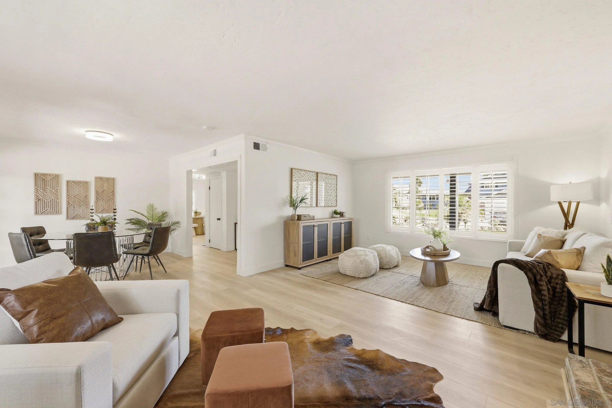https://cdn.realtyfeed.com/cdn/127/260014957/47b1789d6446096c76fcb2a0f135e9b9.webp