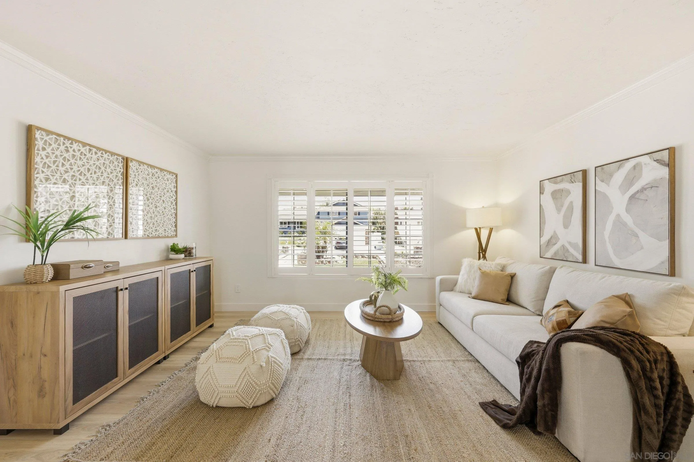 https://cdn.realtyfeed.com/cdn/127/260014957/7281469df48cdf2916f4aa2dc80612d8.webp