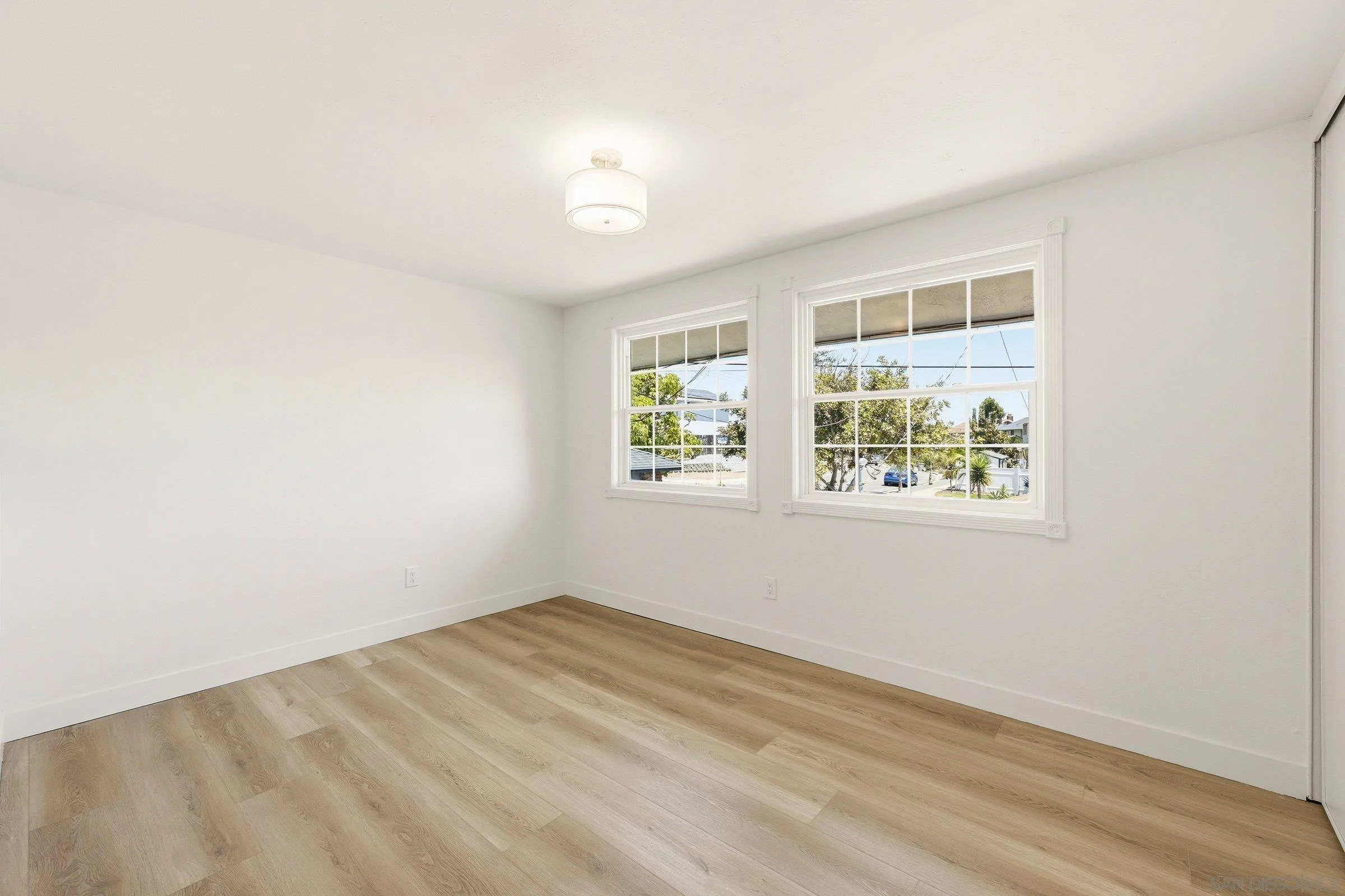 https://cdn.realtyfeed.com/cdn/127/260014957/a909ab0908d21b968ecf5eb1034d8111.webp