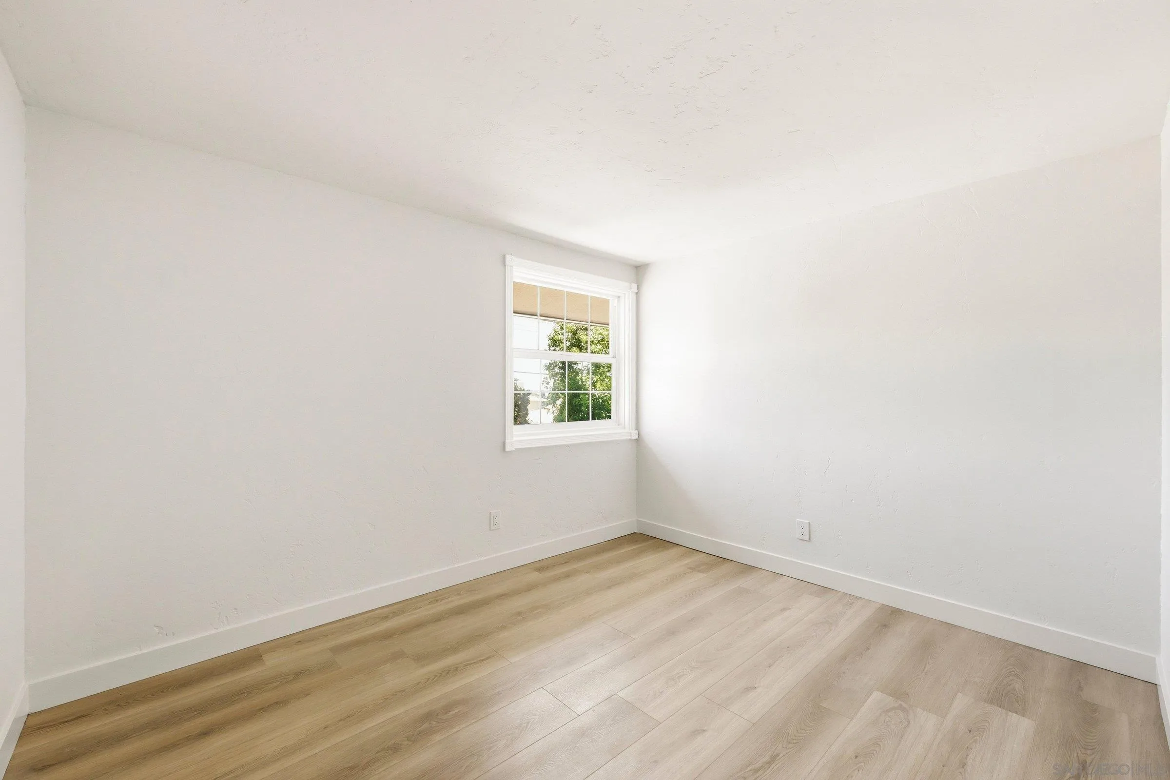 https://cdn.realtyfeed.com/cdn/127/260014957/f62c322720bd0013c409b3efe99648c8.webp