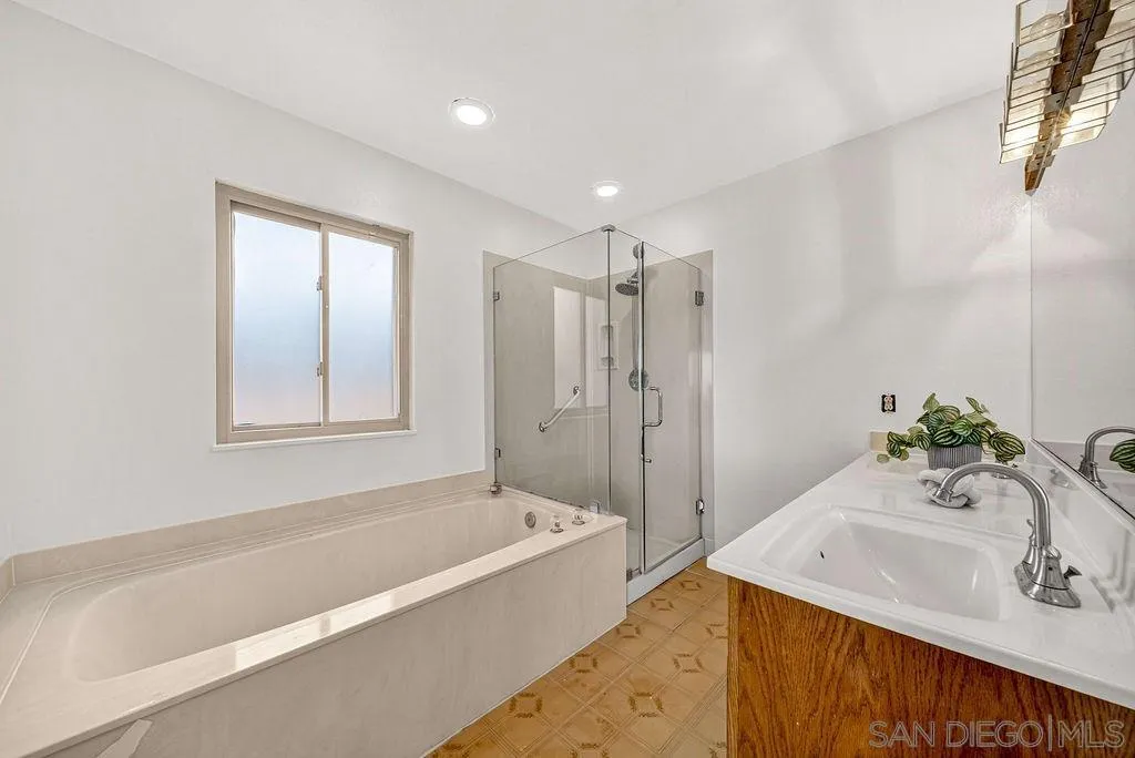 https://cdn.realtyfeed.com/cdn/127/260014958/36df4d2ea15e92277ac21a9931ea039a.webp